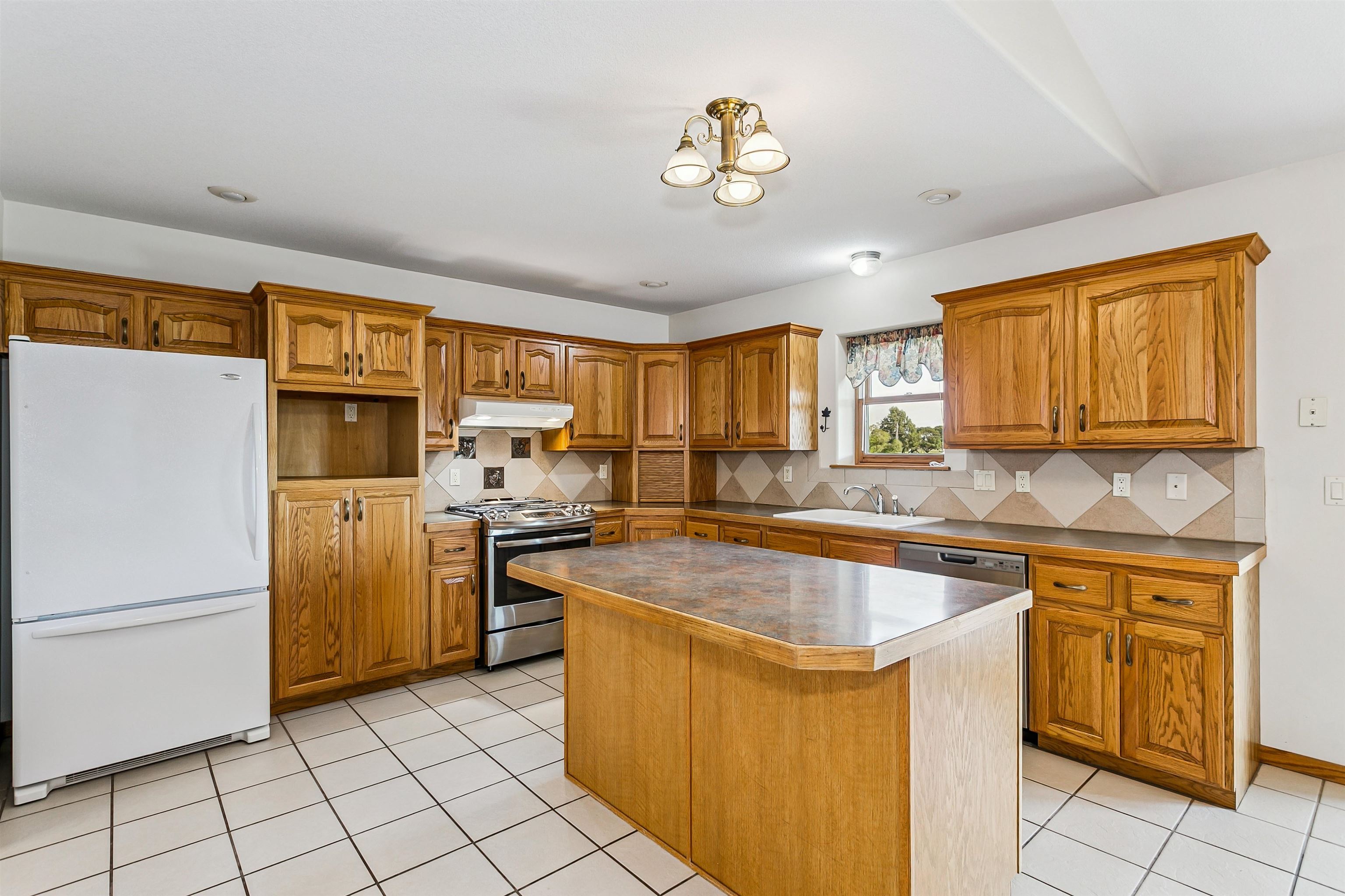 4439 S 383rd Street W Cheney KS 67025