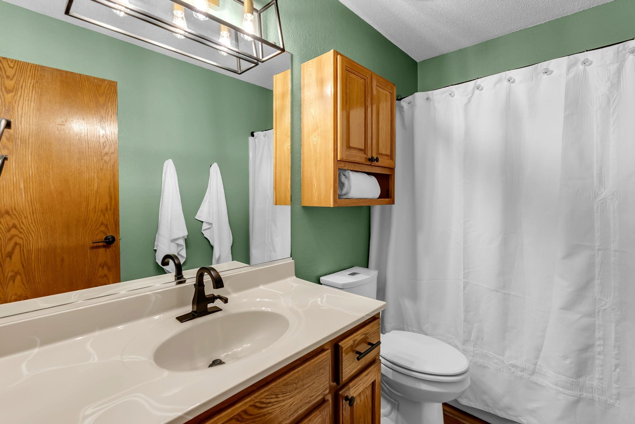 1937 S Shiloh Circle Wichita KS 67207