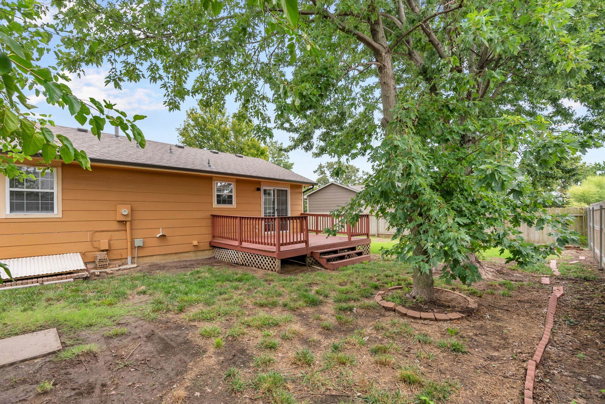 1937 S Shiloh Circle Wichita KS 67207