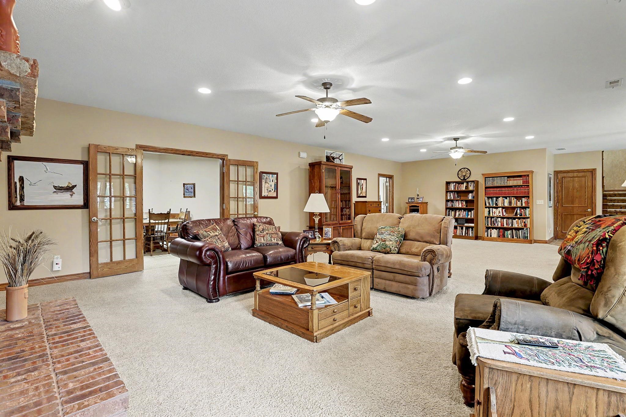 226 E Prairie Point Court Andover KS 67002