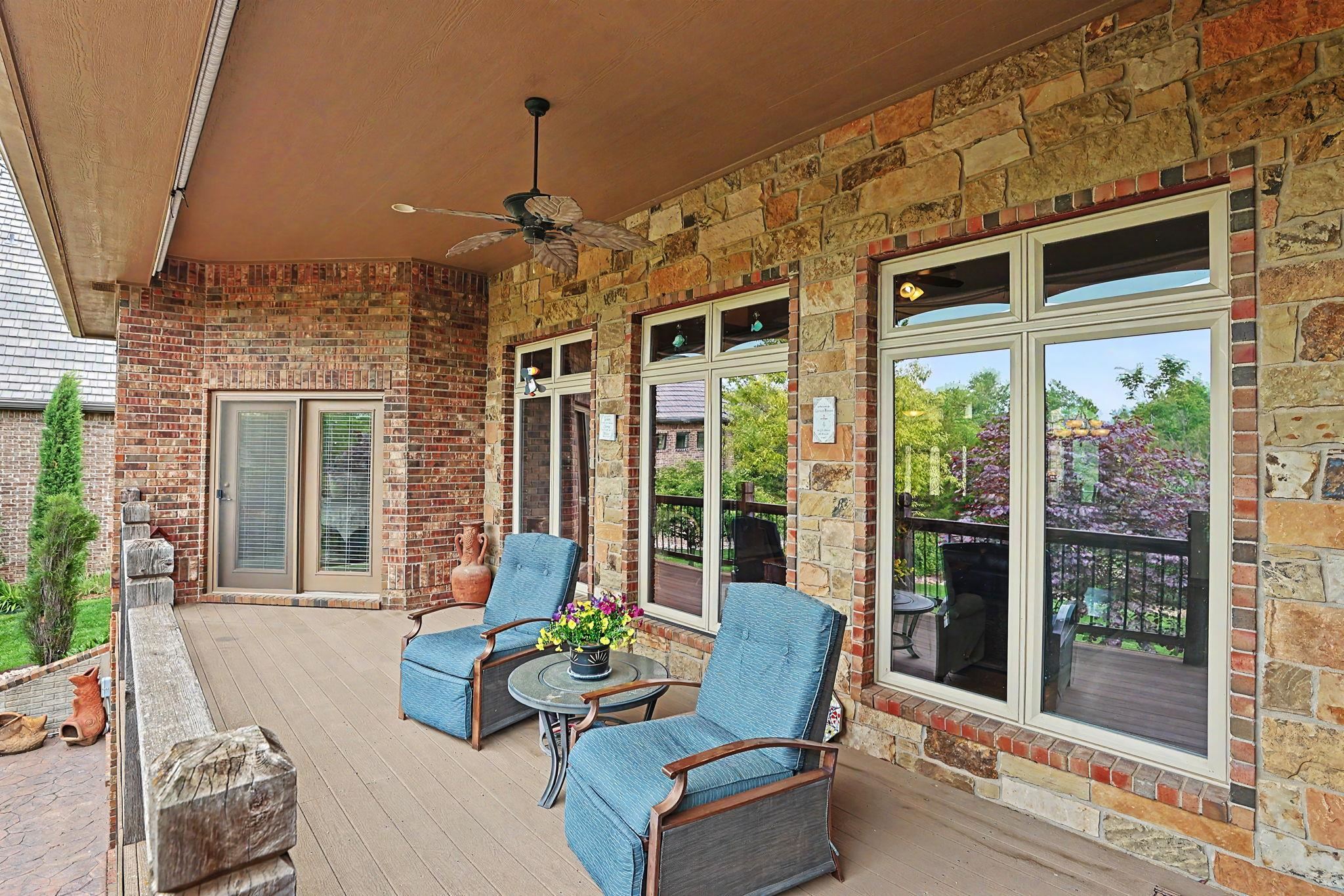 226 E Prairie Point Court Andover KS 67002