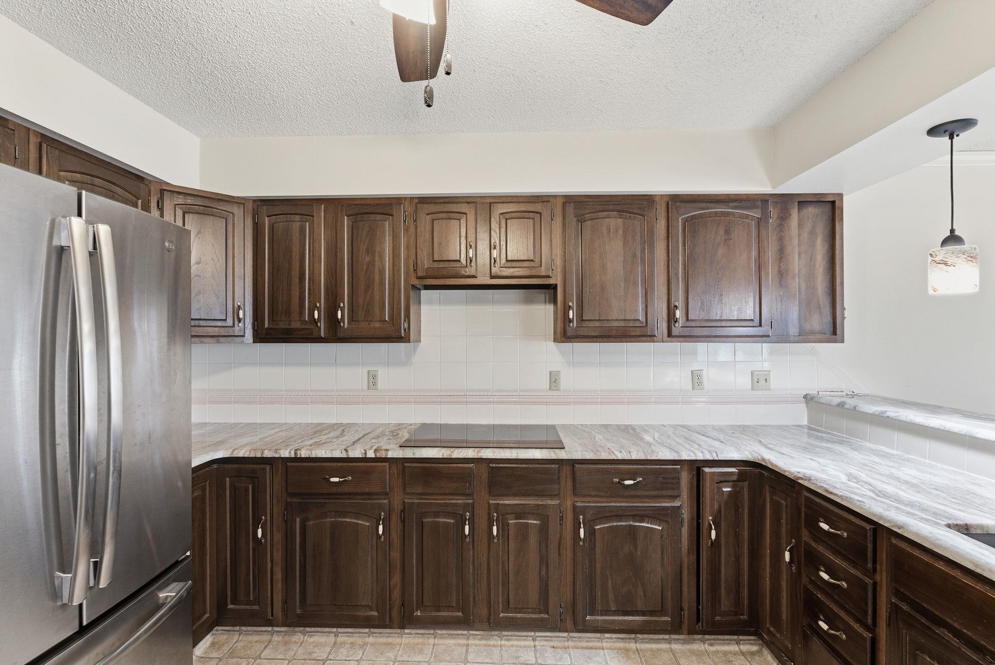 500 Rolling Hills Newton KS 67114