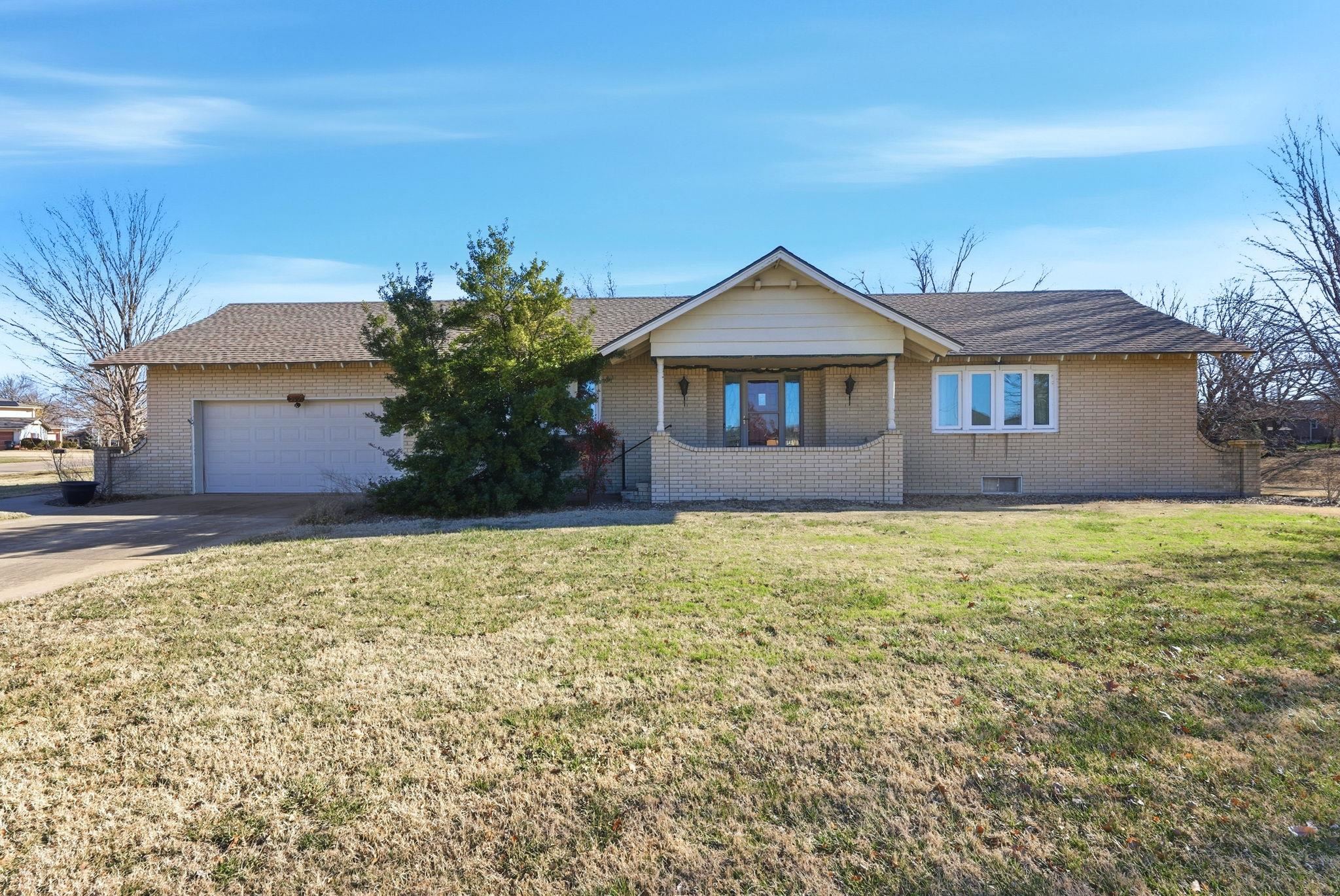 500 Rolling Hills Newton KS 67114