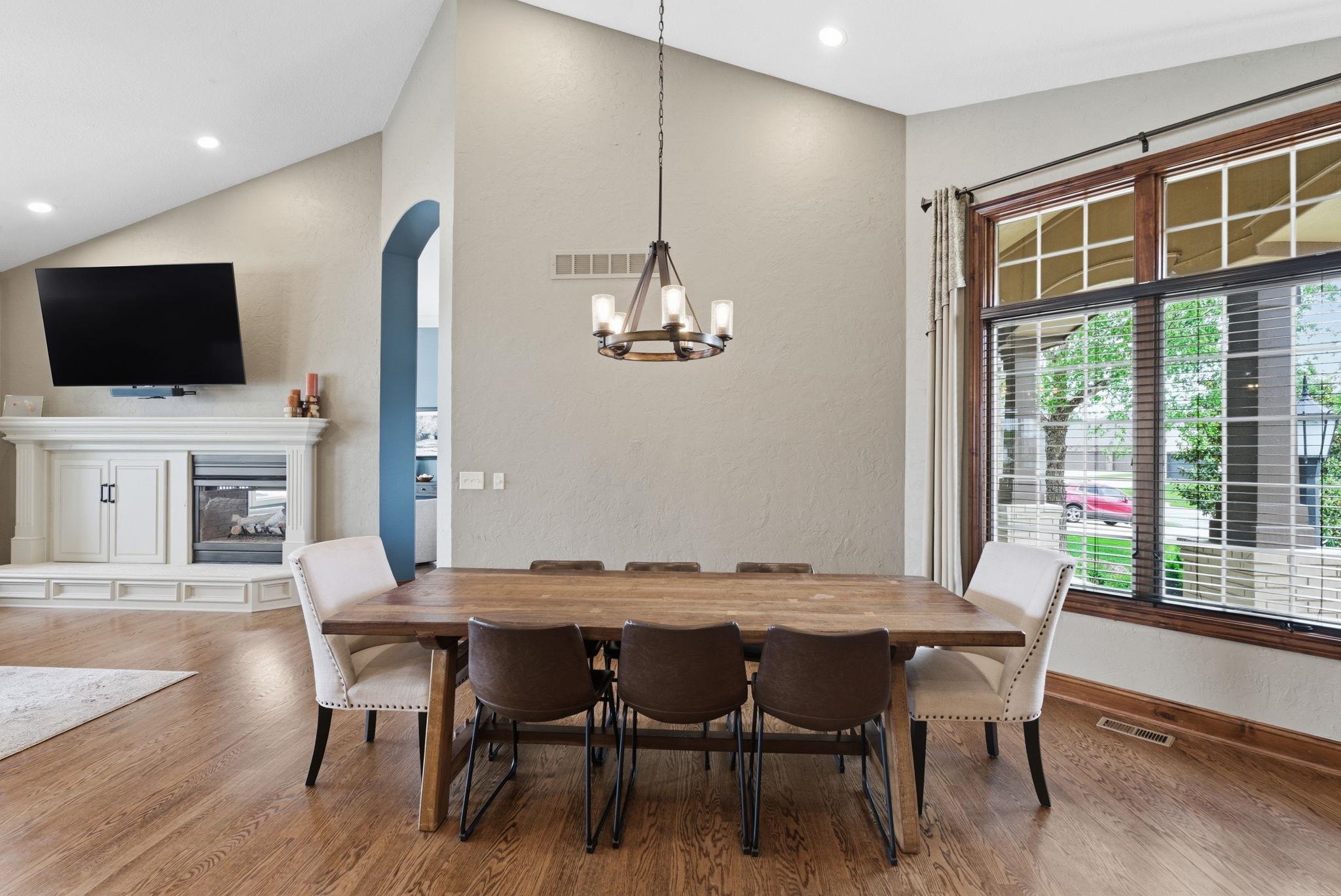 2661 N Bayside Court Wichita KS 67205
