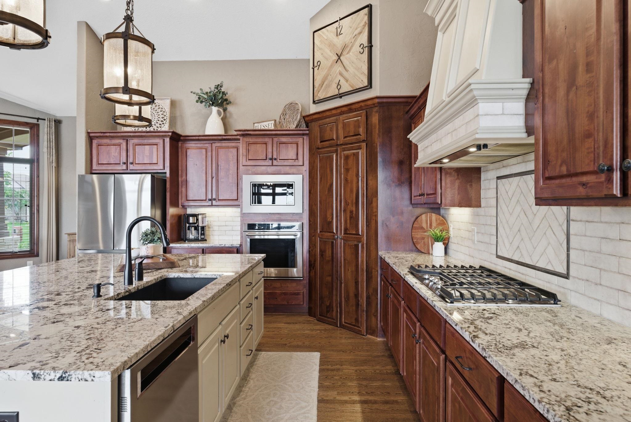 2661 N Bayside Court Wichita KS 67205