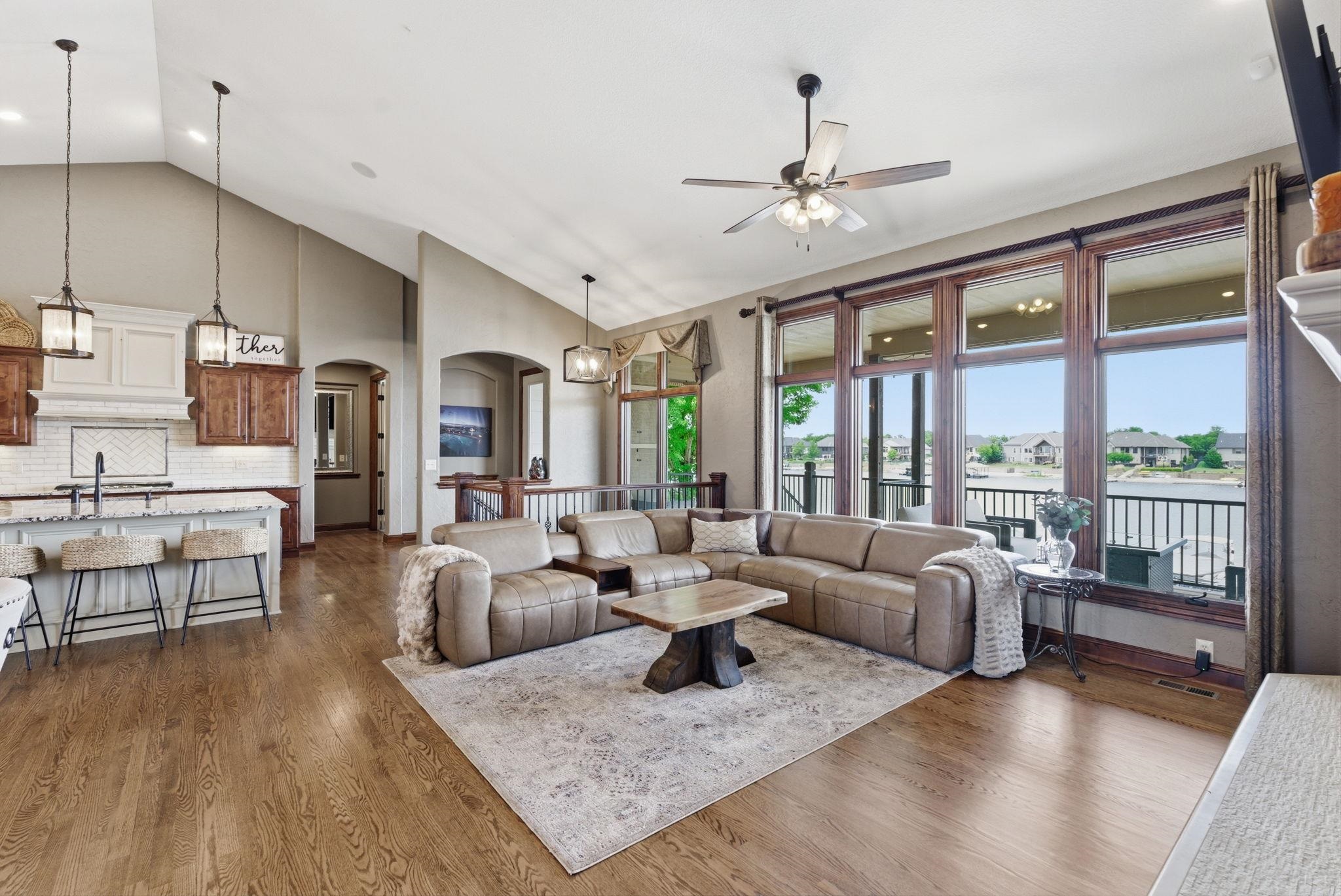 2661 N Bayside Court Wichita KS 67205
