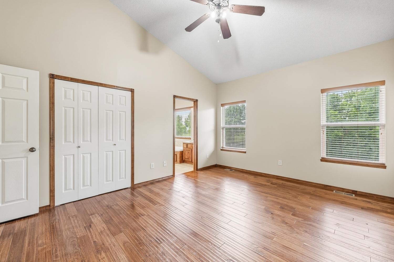 921 S Glenmoor Wichita KS 67207