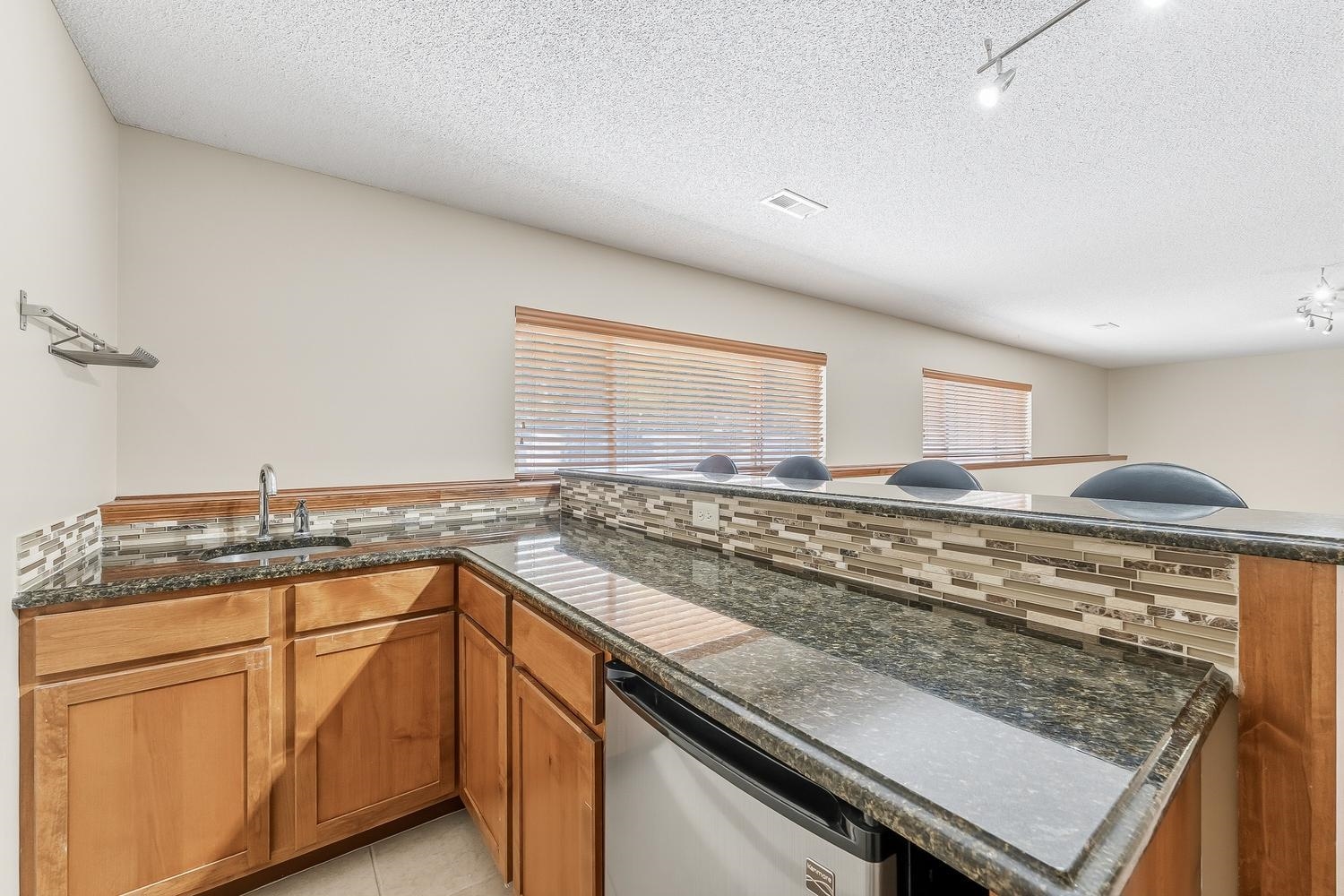 921 S Glenmoor Wichita KS 67207
