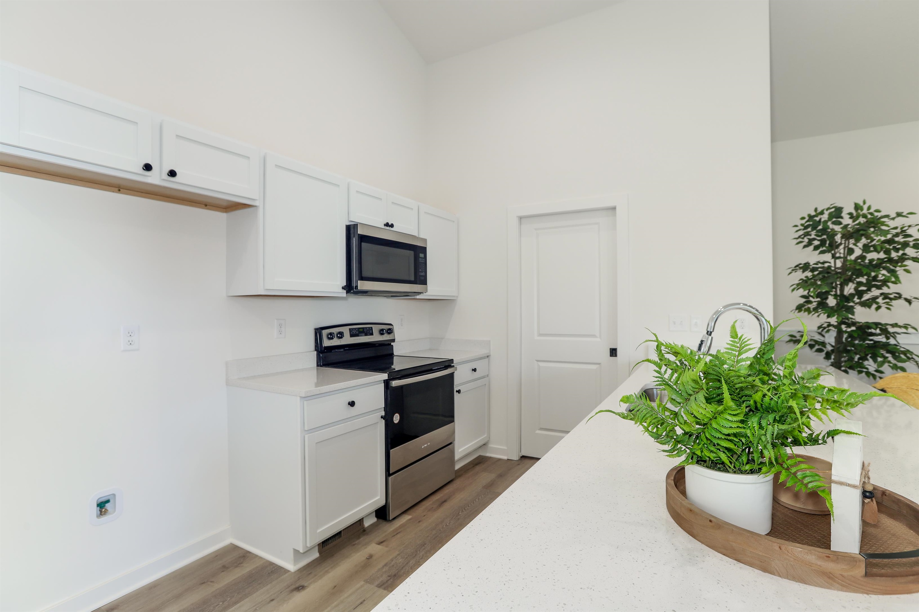 5366 N Pinecrest Street Bel Aire KS 67220