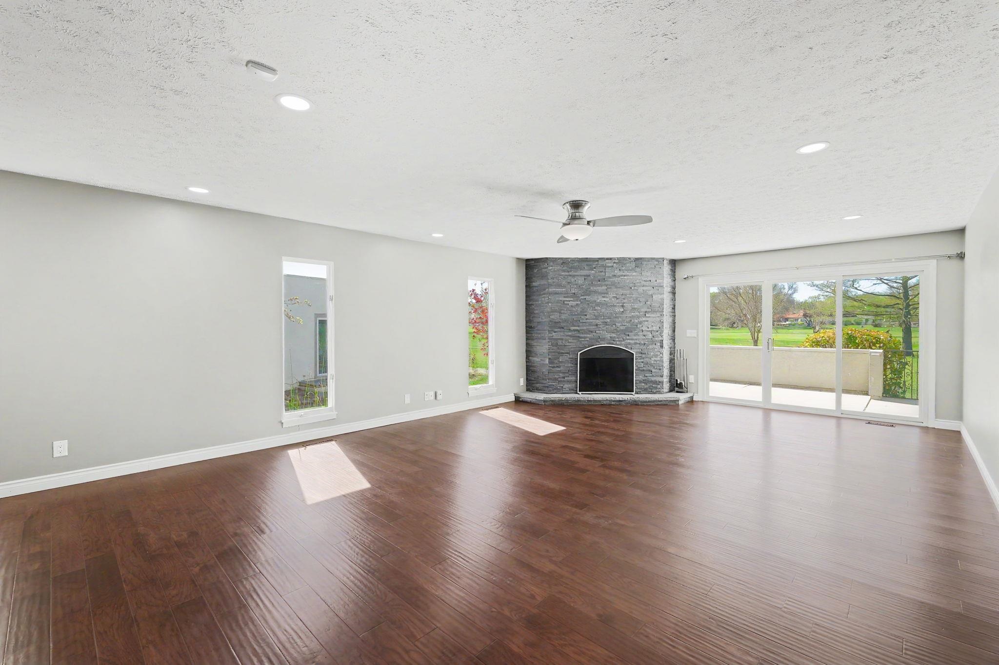 26 E Via Roma Wichita KS 67230