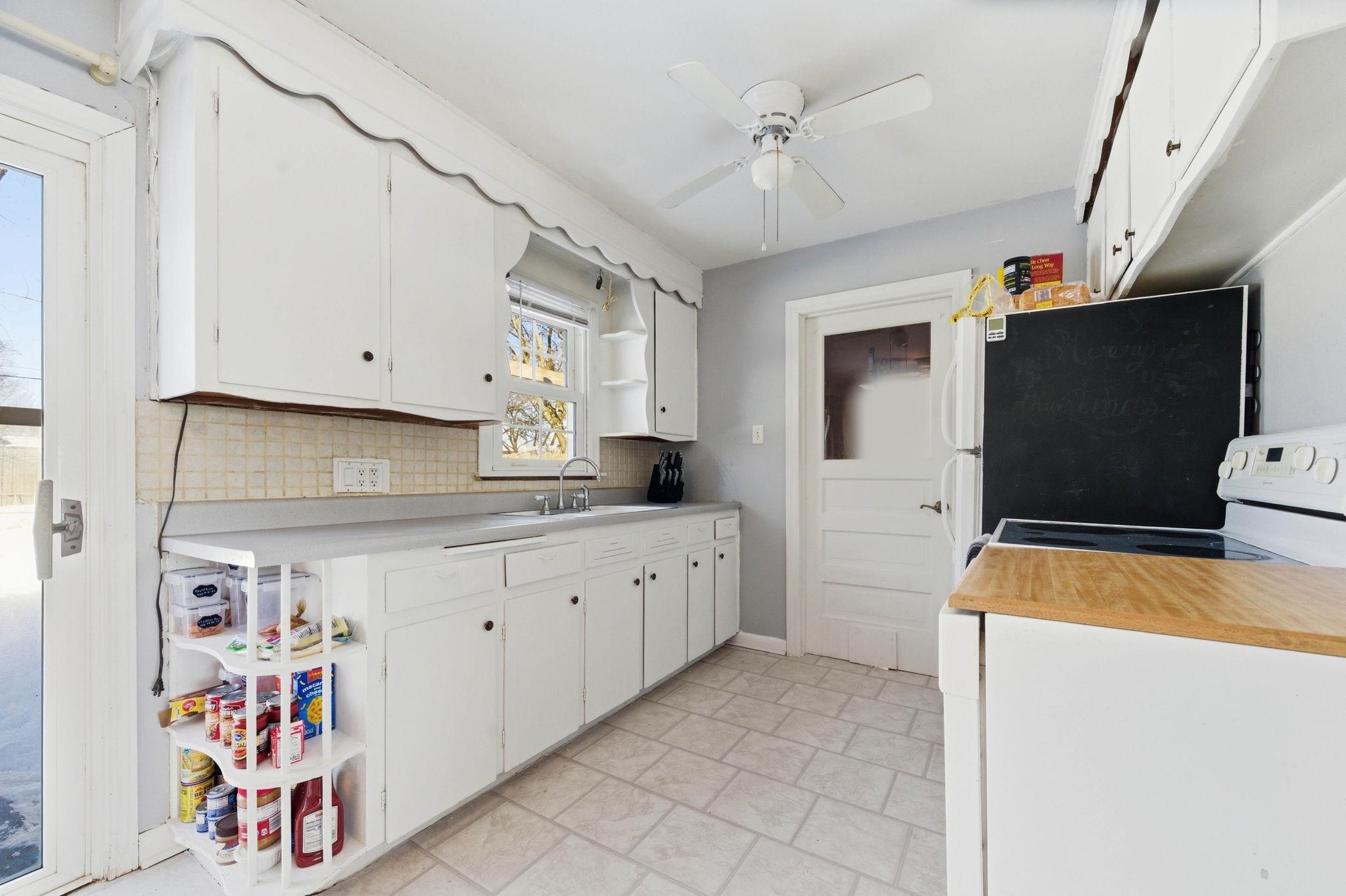 129 S Kokomo Avenue Derby KS 67037