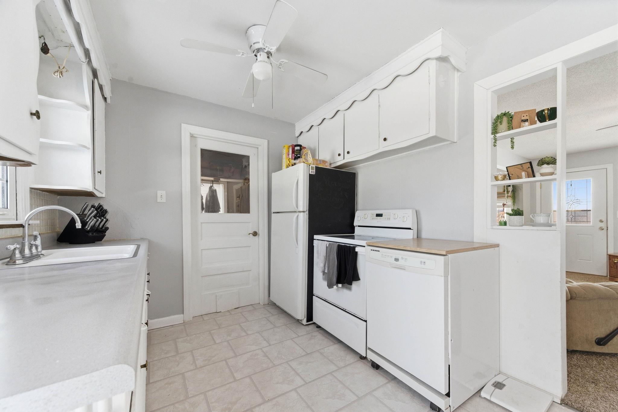 129 S Kokomo Avenue Derby KS 67037