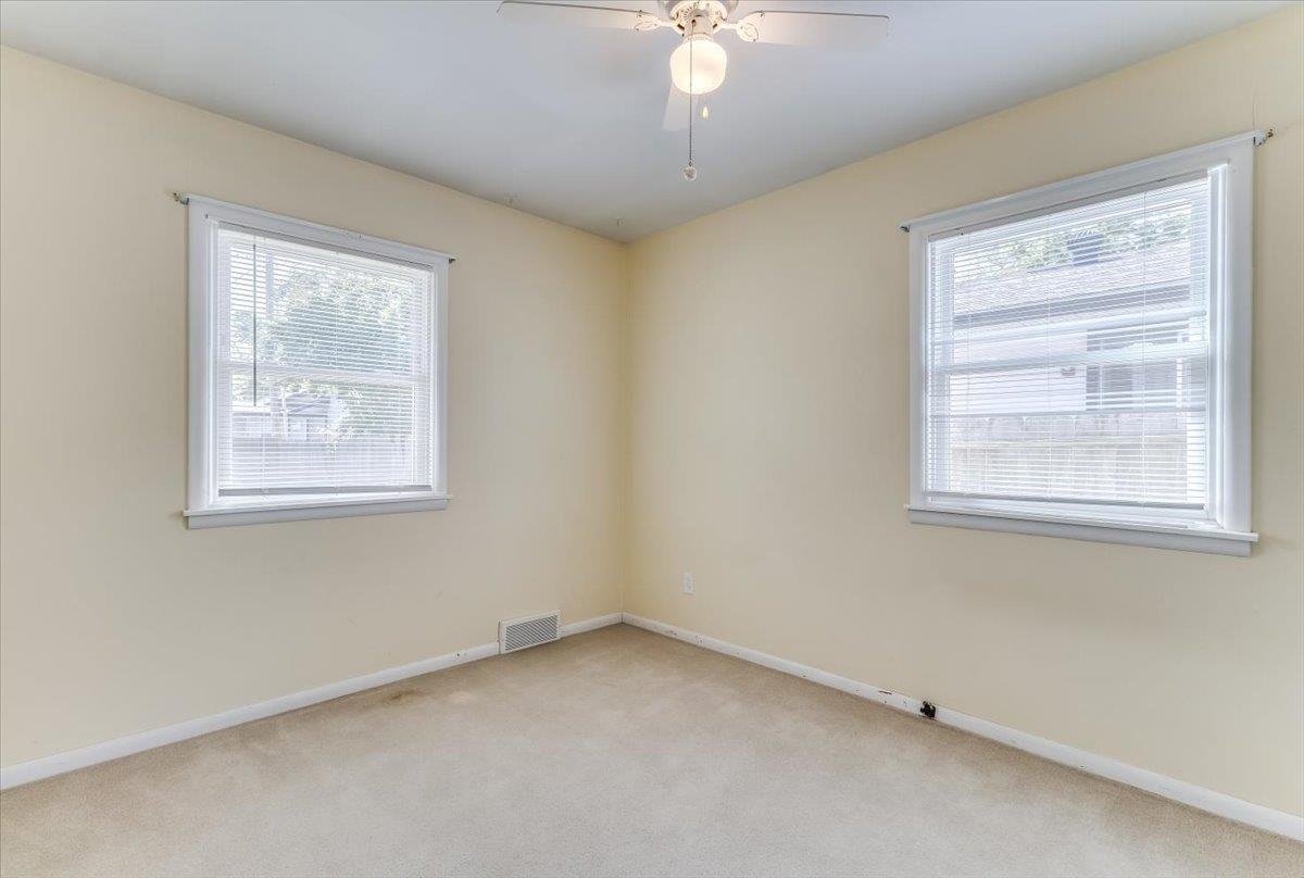 3368 S Vine Wichita KS 67217
