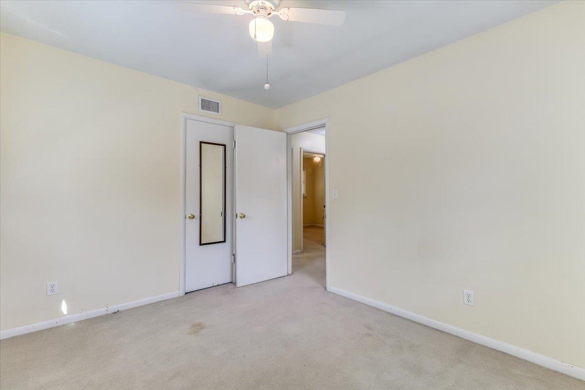 3368 S Vine Wichita KS 67217