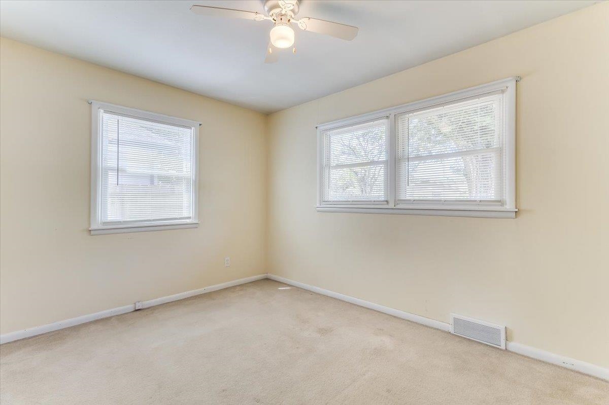 3368 S Vine Wichita KS 67217