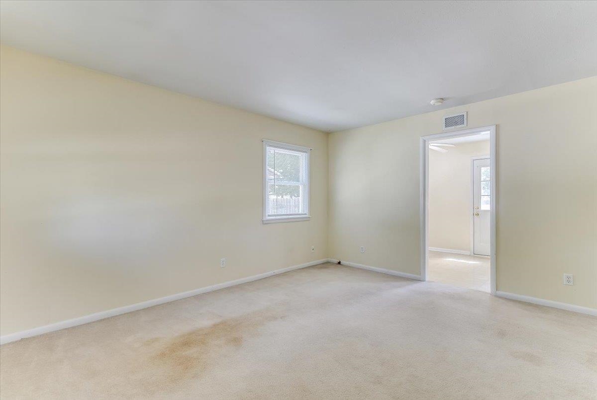 3368 S Vine Wichita KS 67217