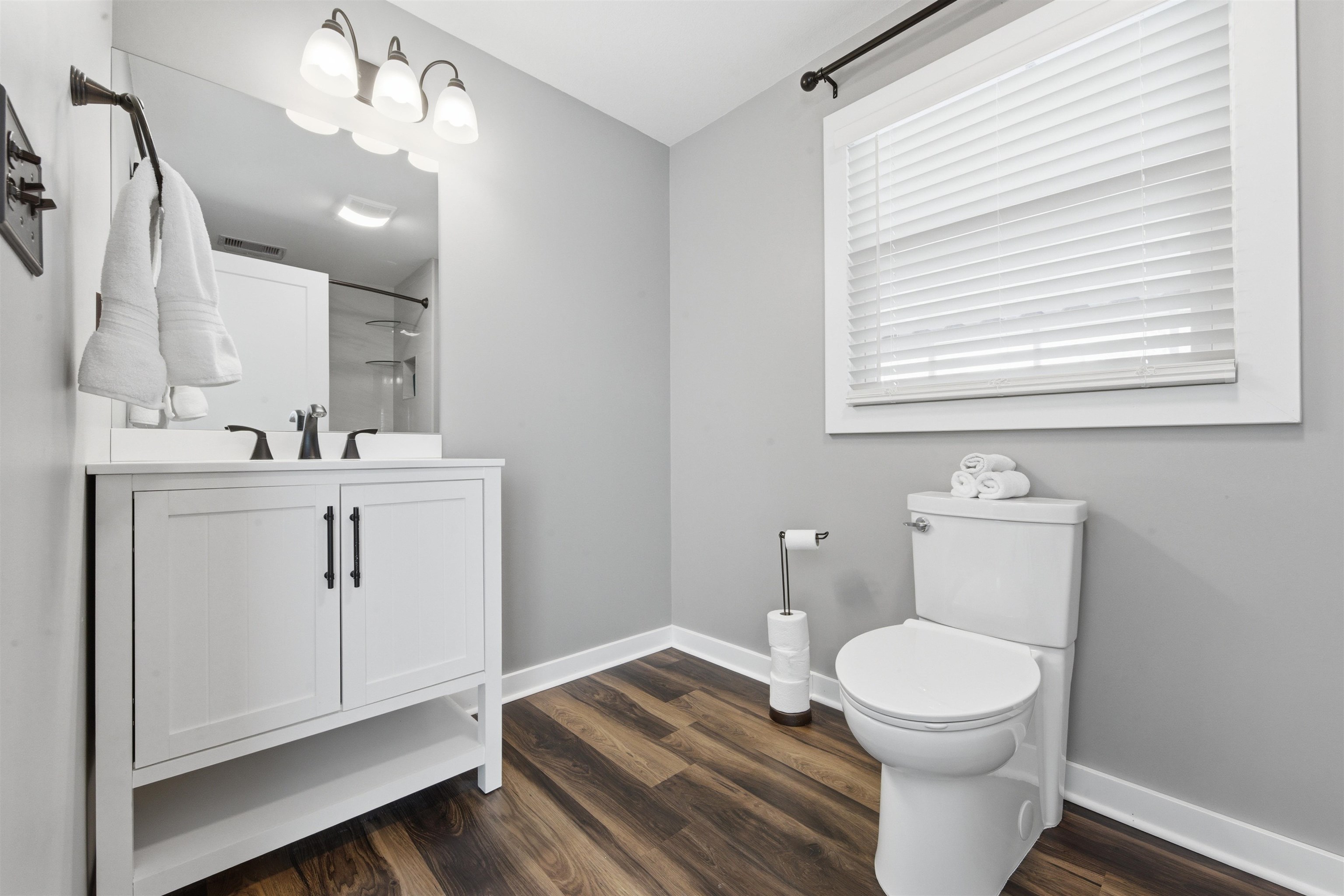 701 E 57th Street S Wichita KS 67216-3833