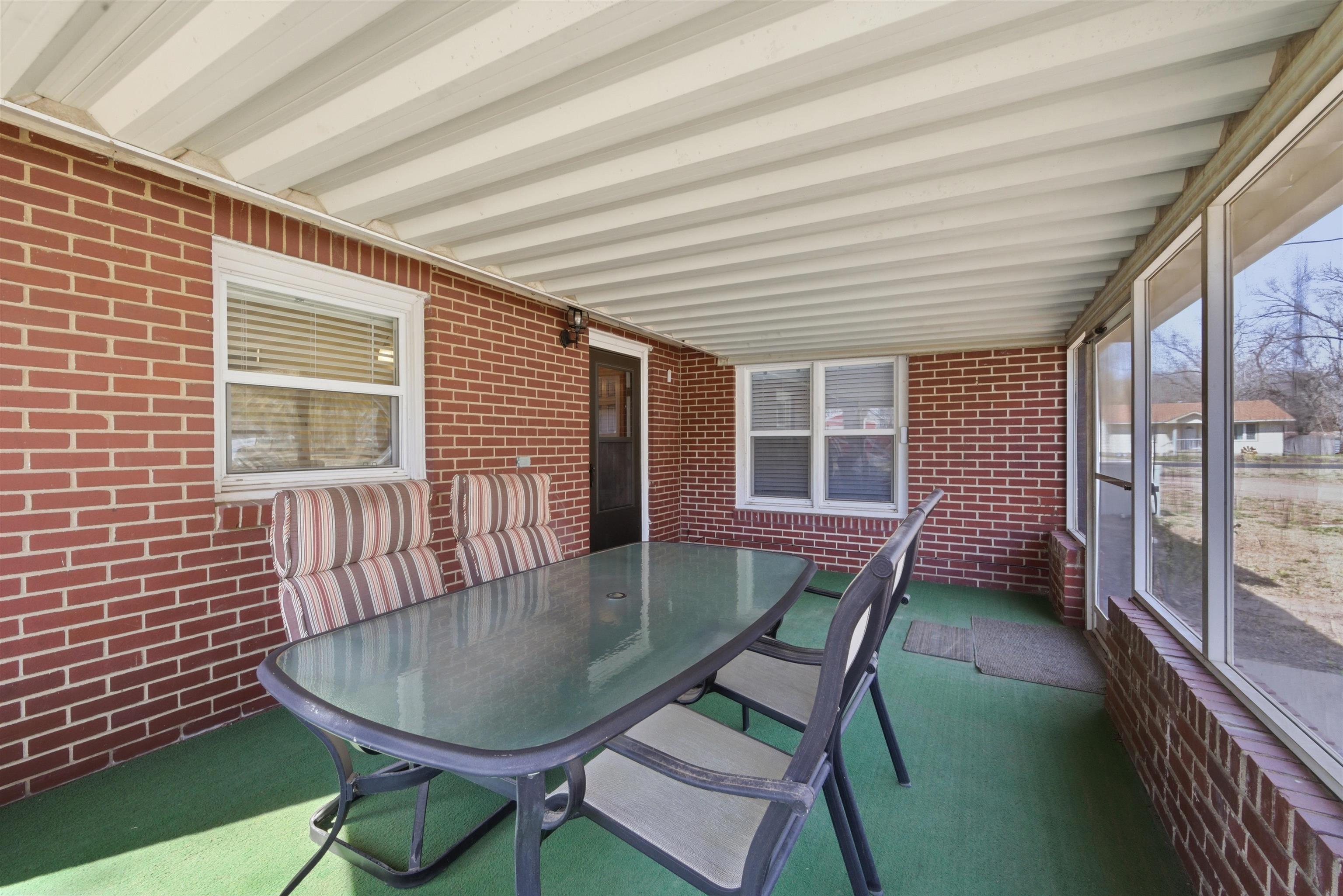 701 E 57th Street S Wichita KS 67216-3833