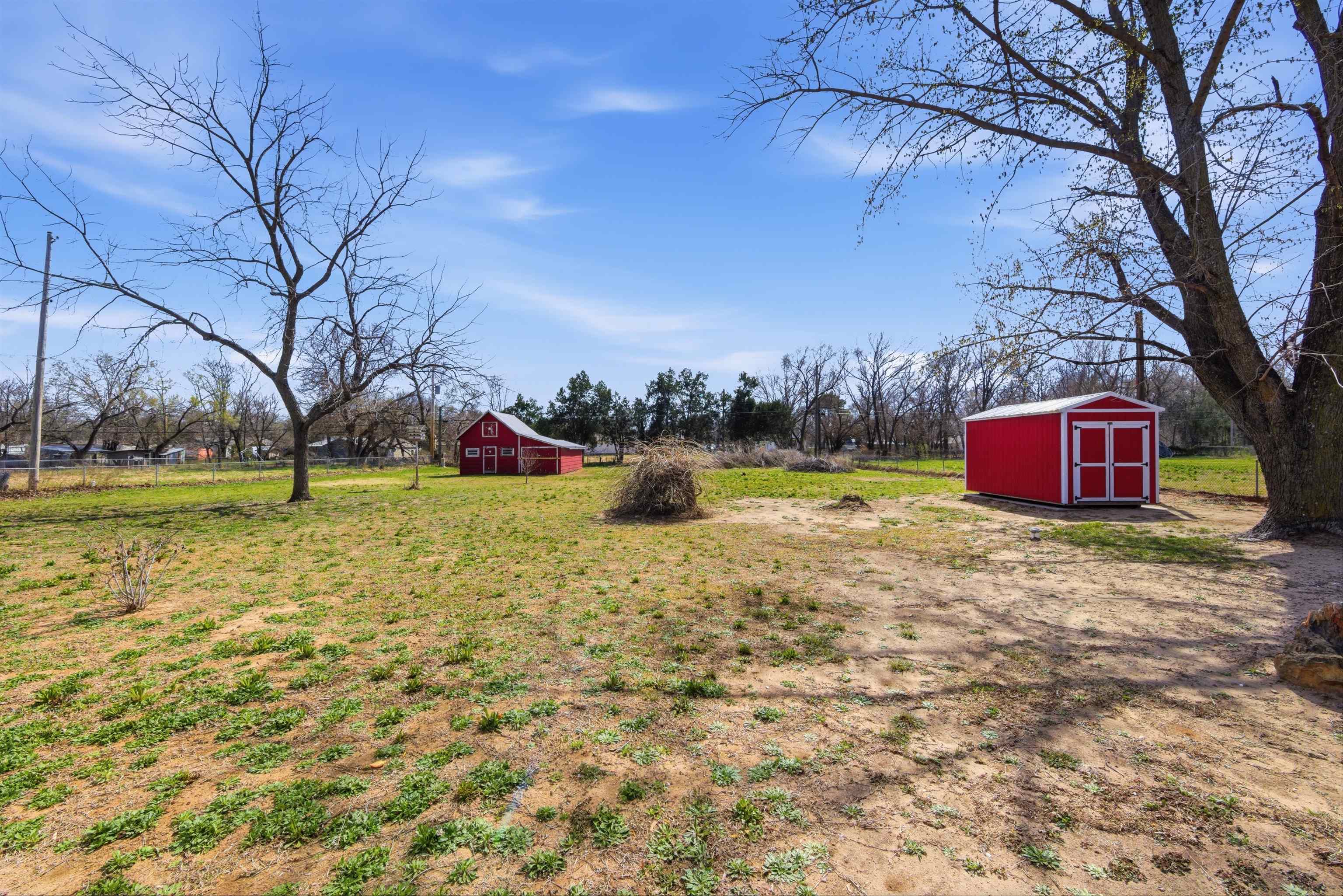 701 E 57th Street S Wichita KS 67216-3833