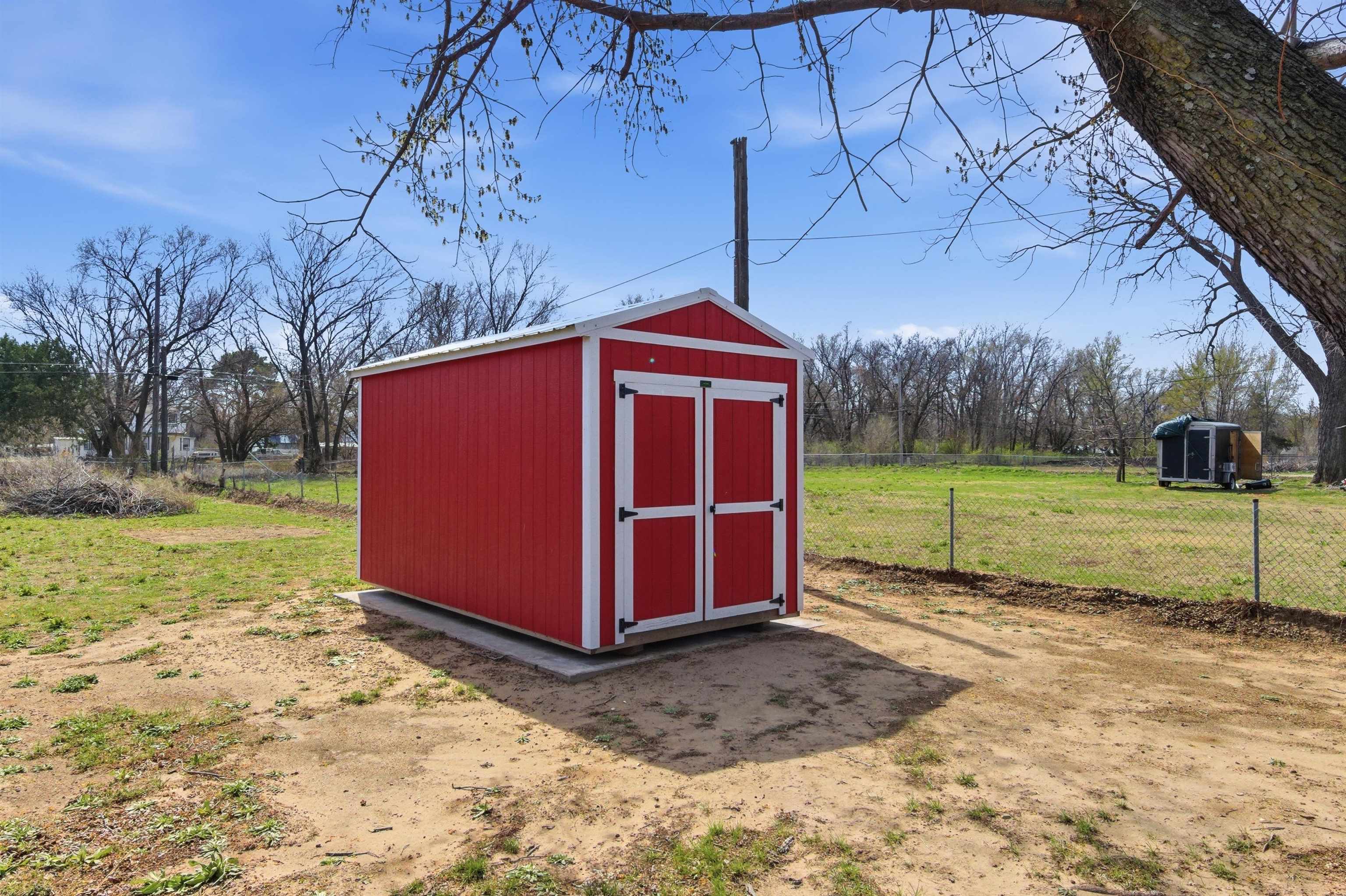701 E 57th Street S Wichita KS 67216-3833