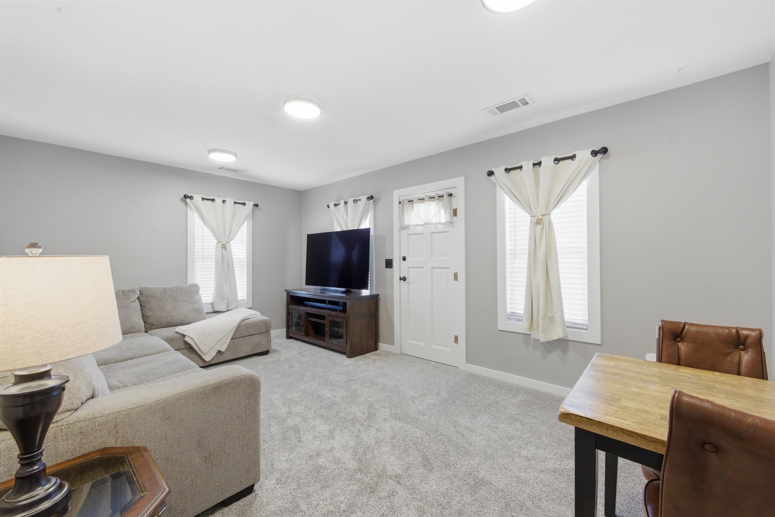 701 E 57th Street S Wichita KS 67216-3833