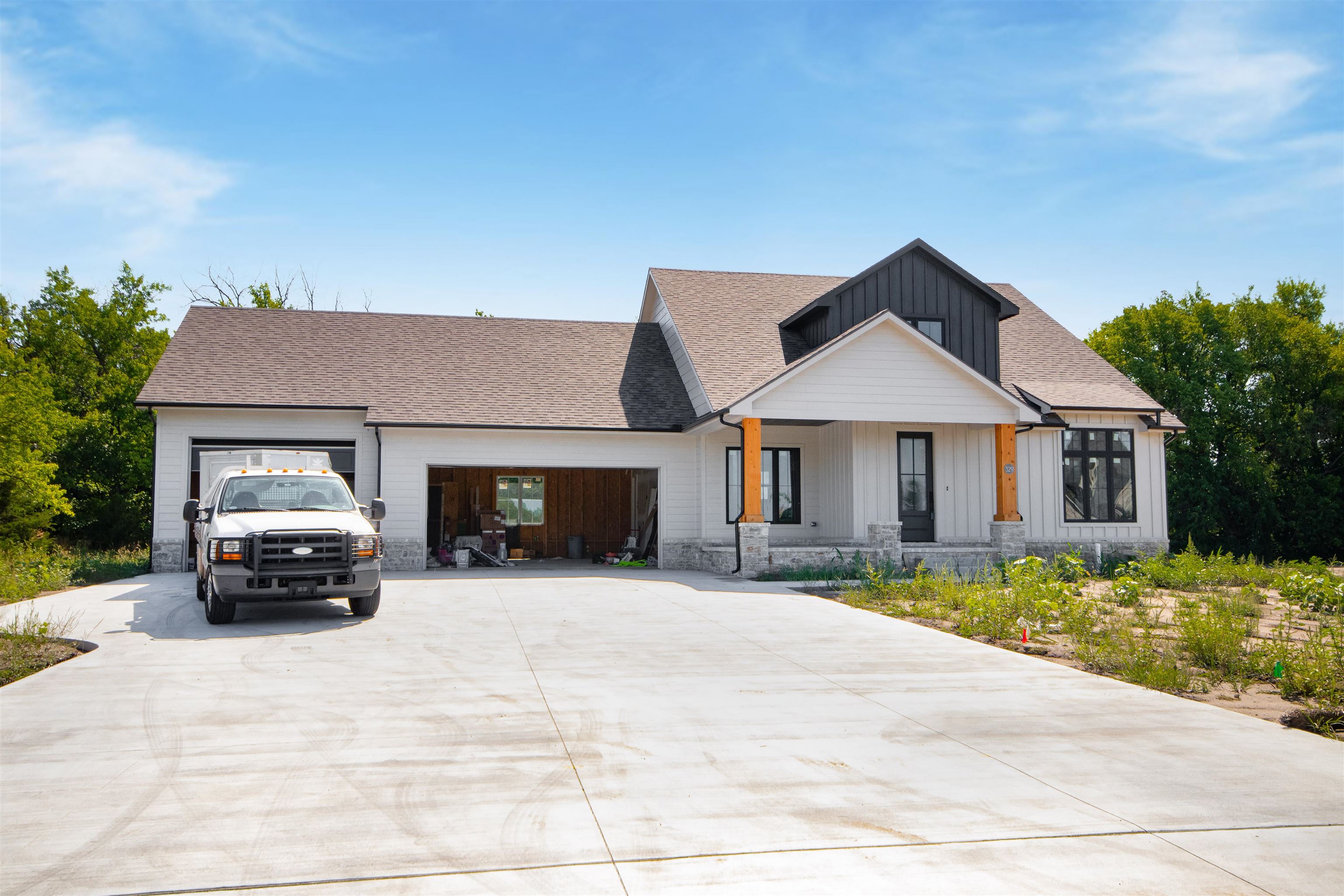 329 N Sarah Court Derby KS 67037