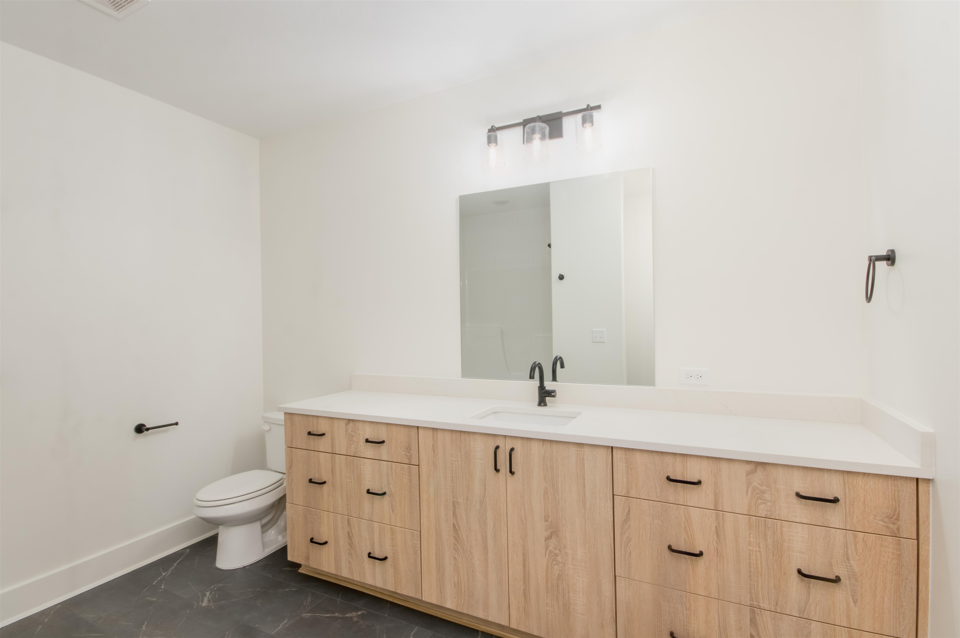 329 N Sarah Court Derby KS 67037