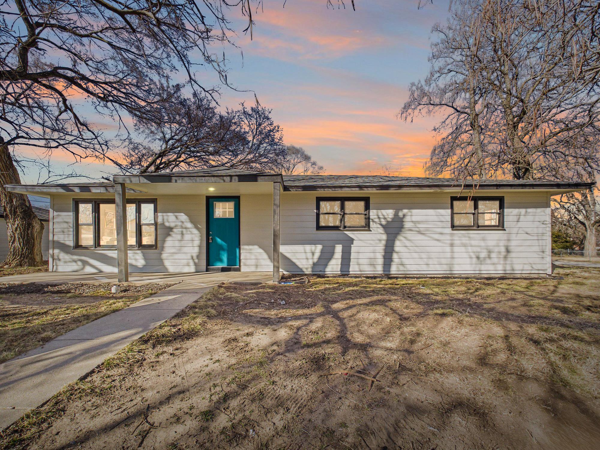 218 E 7th Avenue Belle Plaine KS 67013