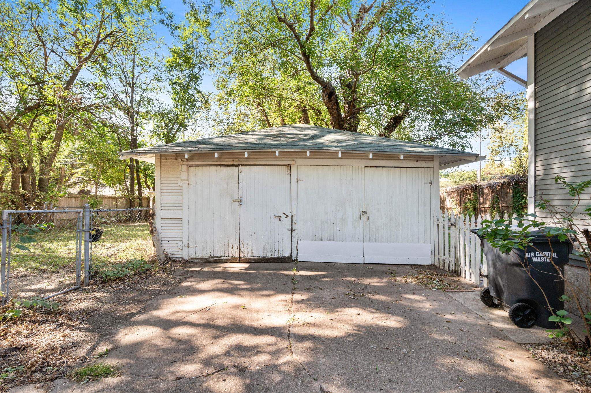 1143 N Coolidge Avenue Wichita KS 67203