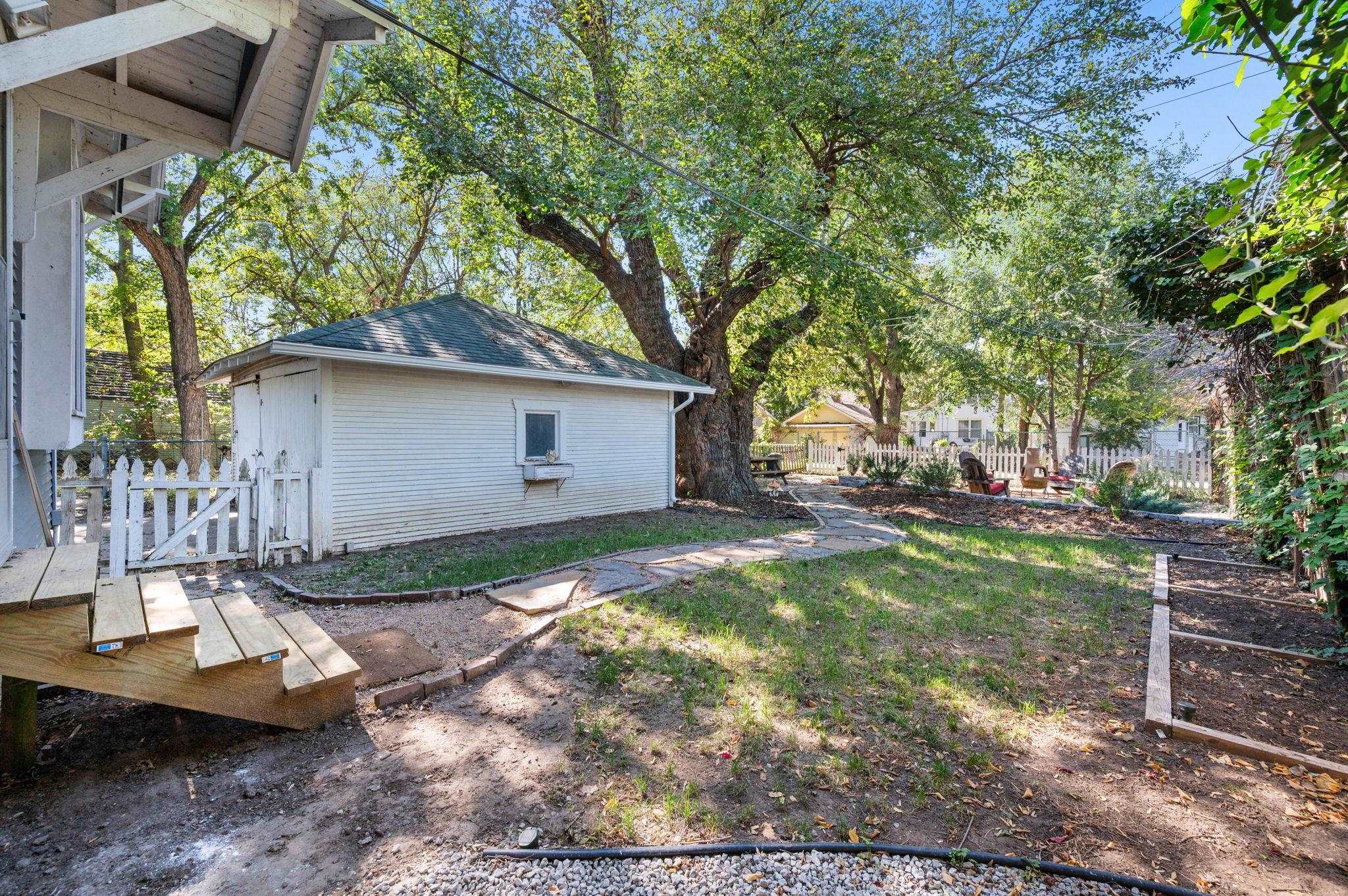 1143 N Coolidge Avenue Wichita KS 67203