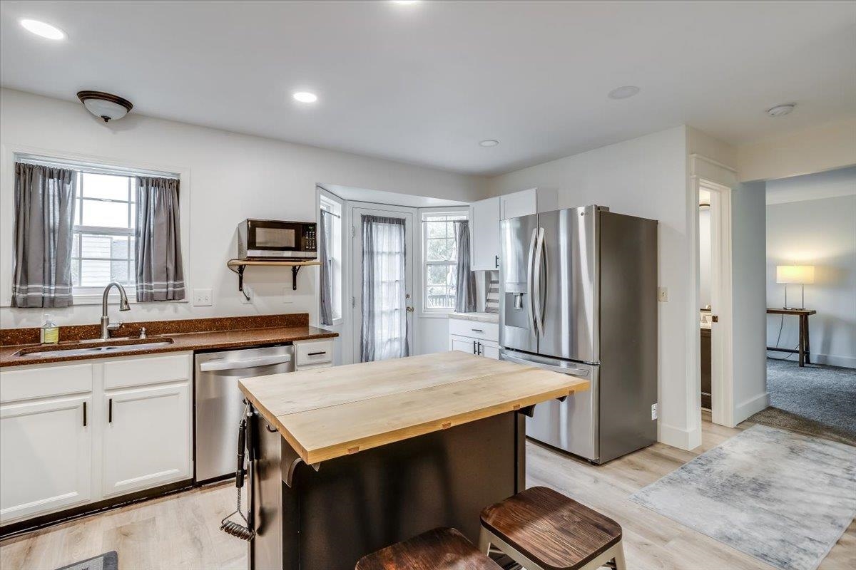 4326 N Mission Street Bel Aire KS 67226-1443