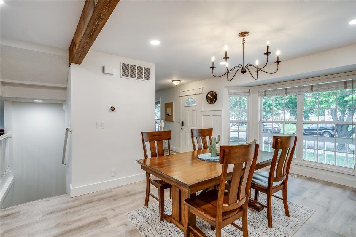 4326 N Mission Street Bel Aire KS 67226-1443