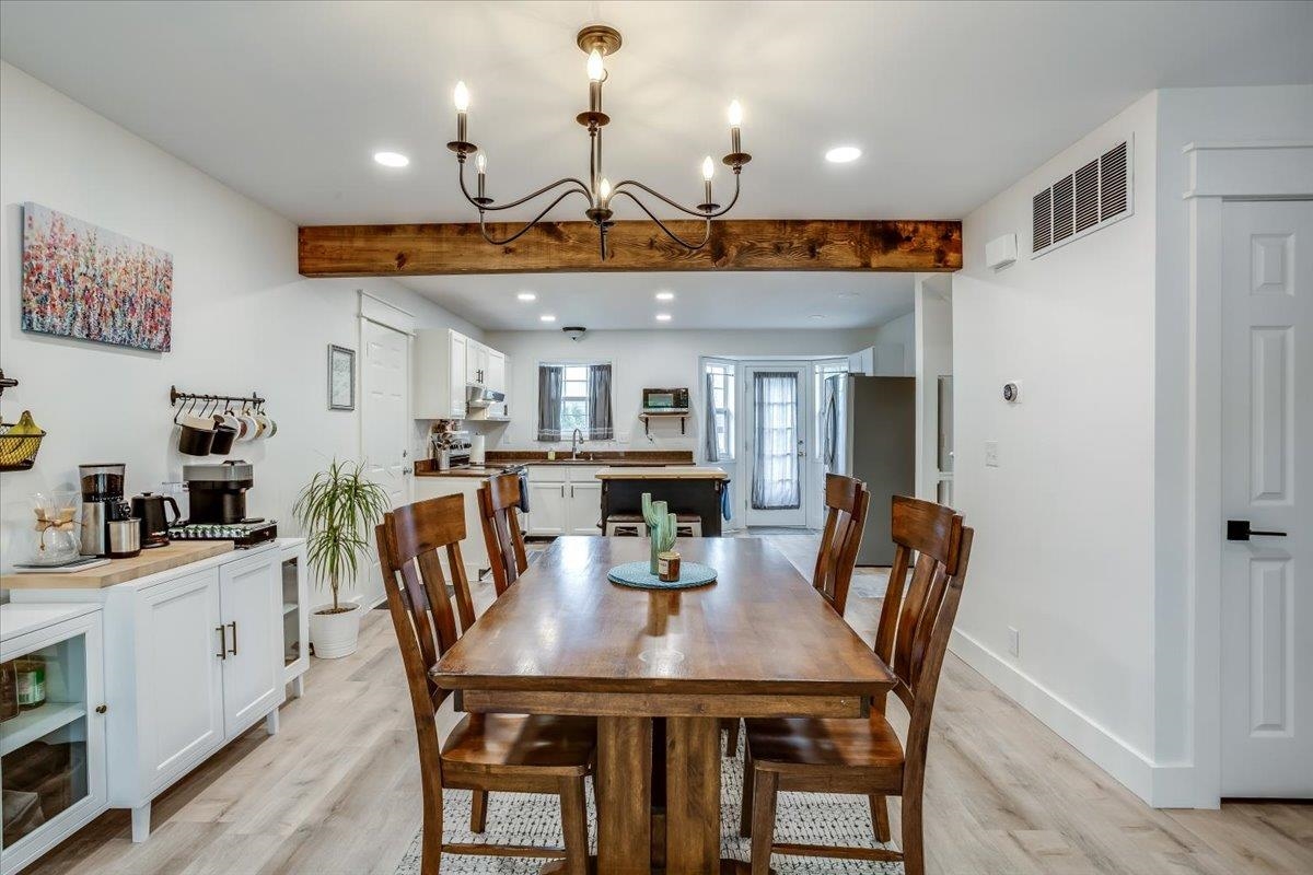 4326 N Mission Street Bel Aire KS 67226-1443