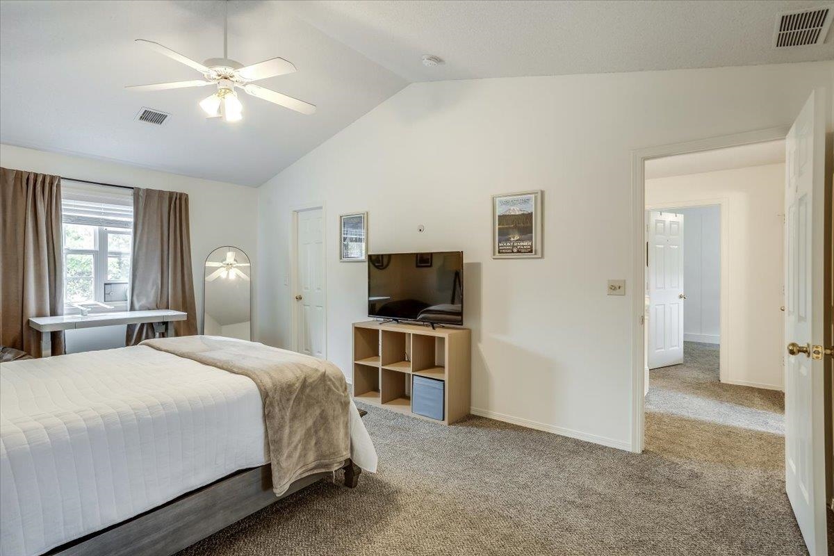4326 N Mission Street Bel Aire KS 67226-1443