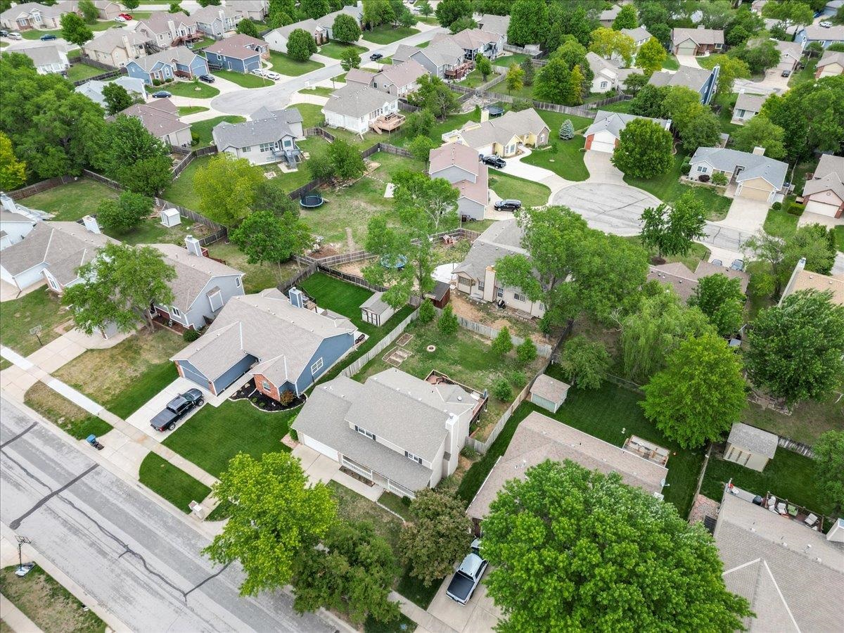 4326 N Mission Street Bel Aire KS 67226-1443