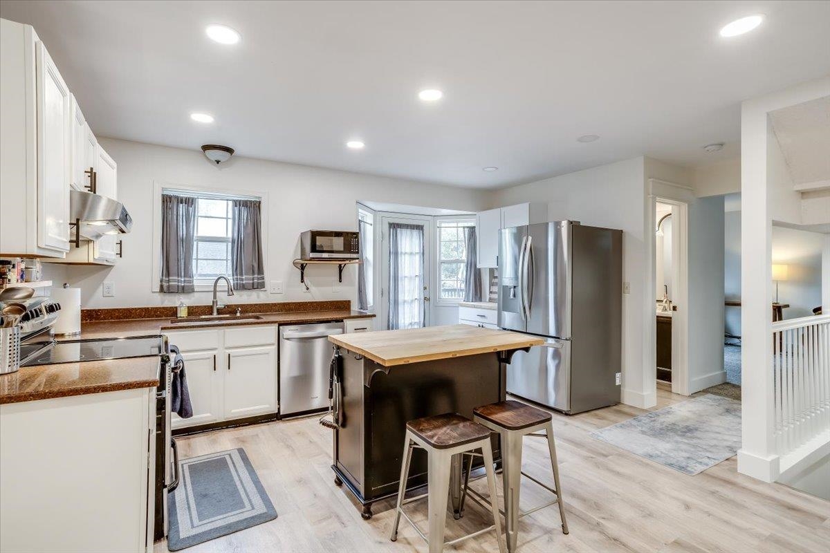 4326 N Mission Street Bel Aire KS 67226-1443
