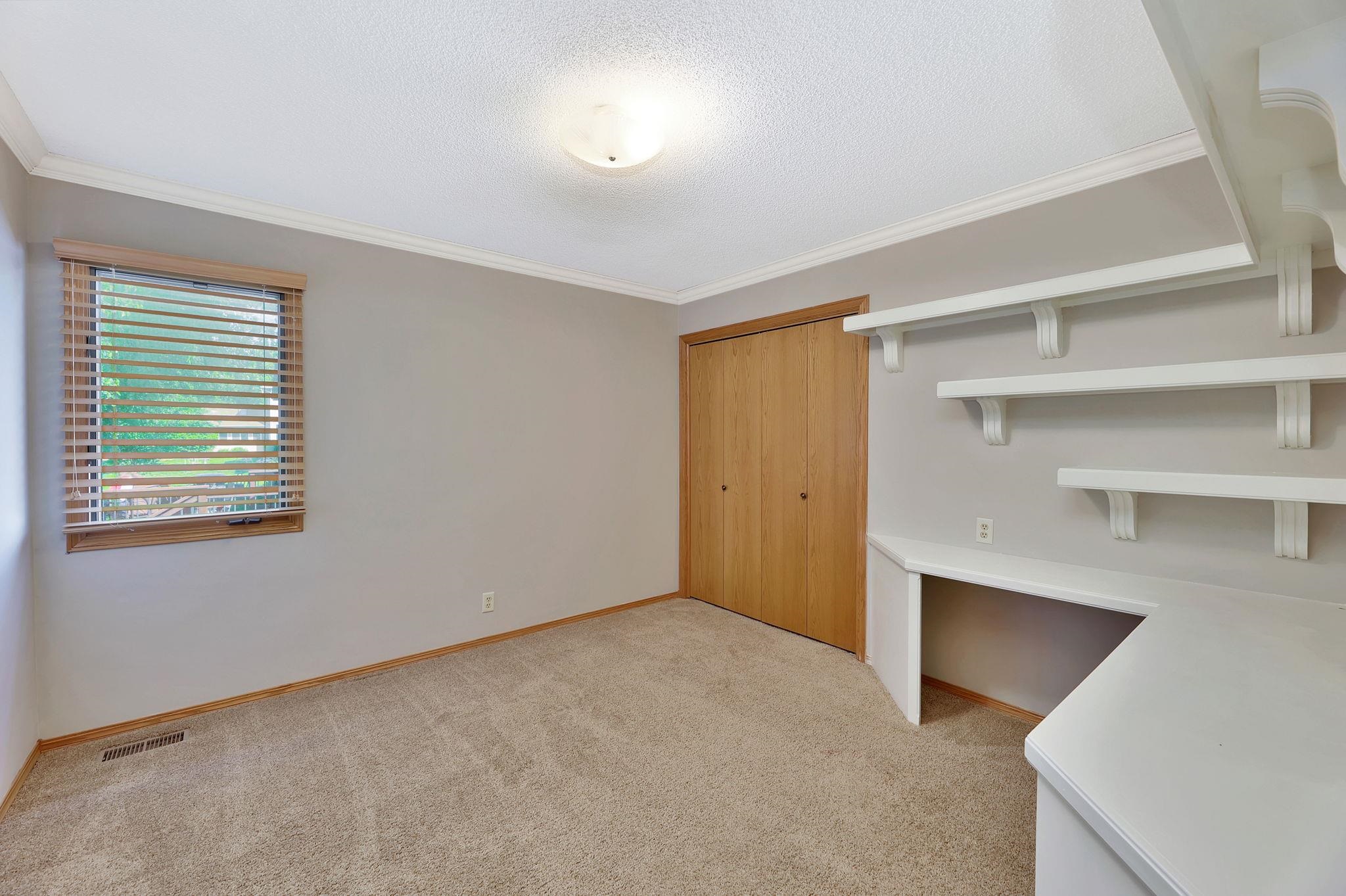 2501 N Fox Run Wichita KS 67226