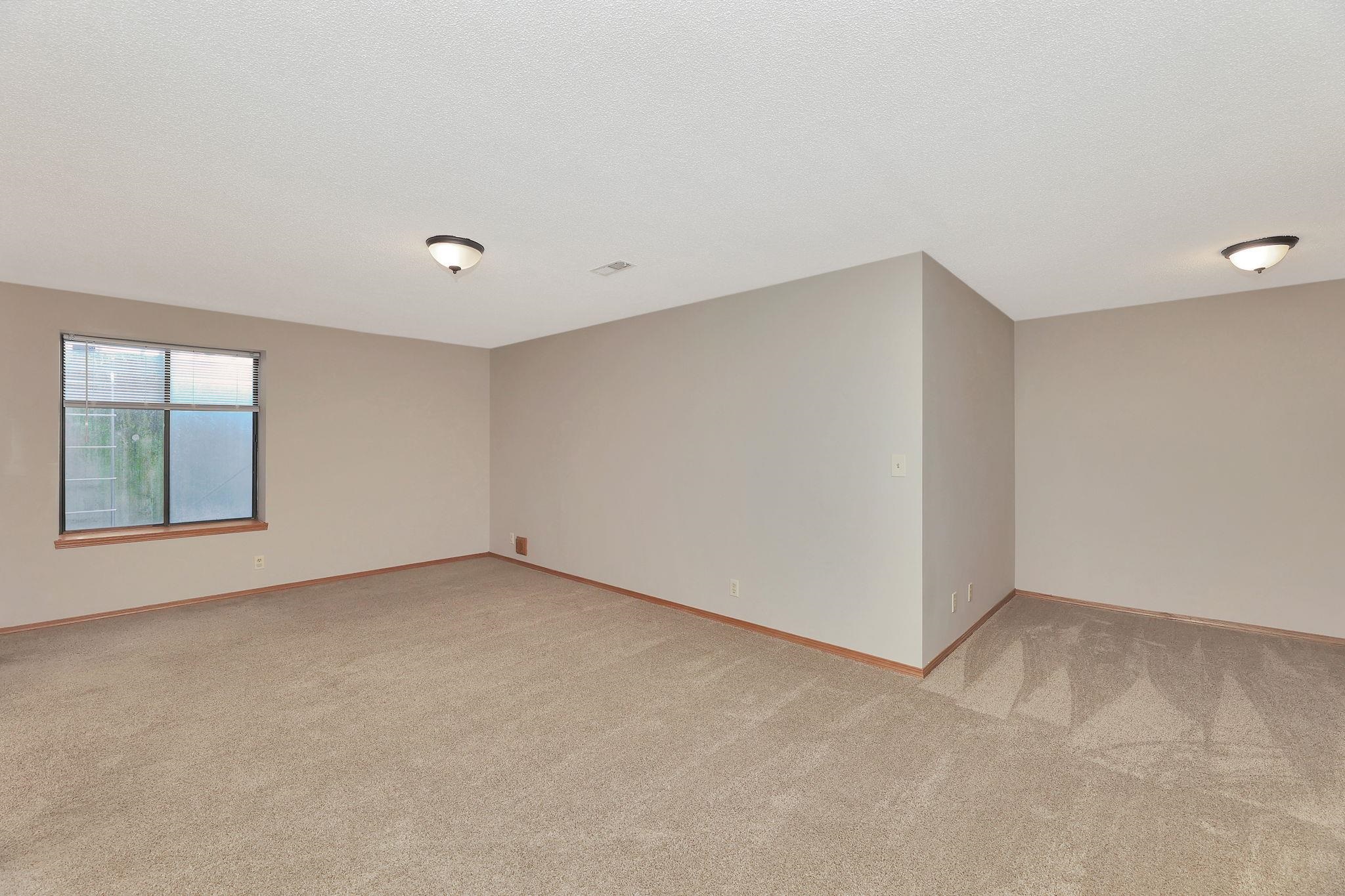 2501 N Fox Run Wichita KS 67226