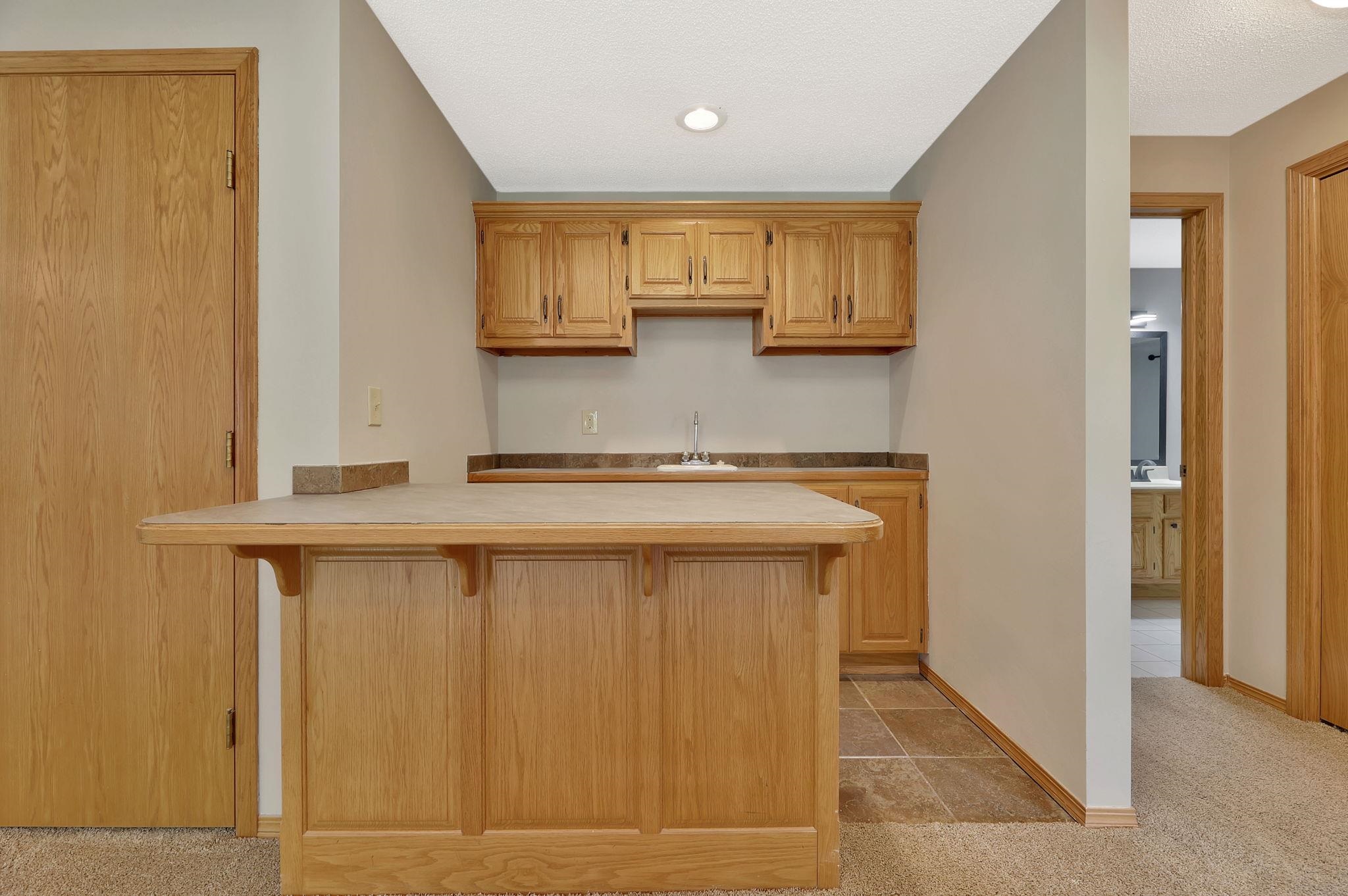 2501 N Fox Run Wichita KS 67226
