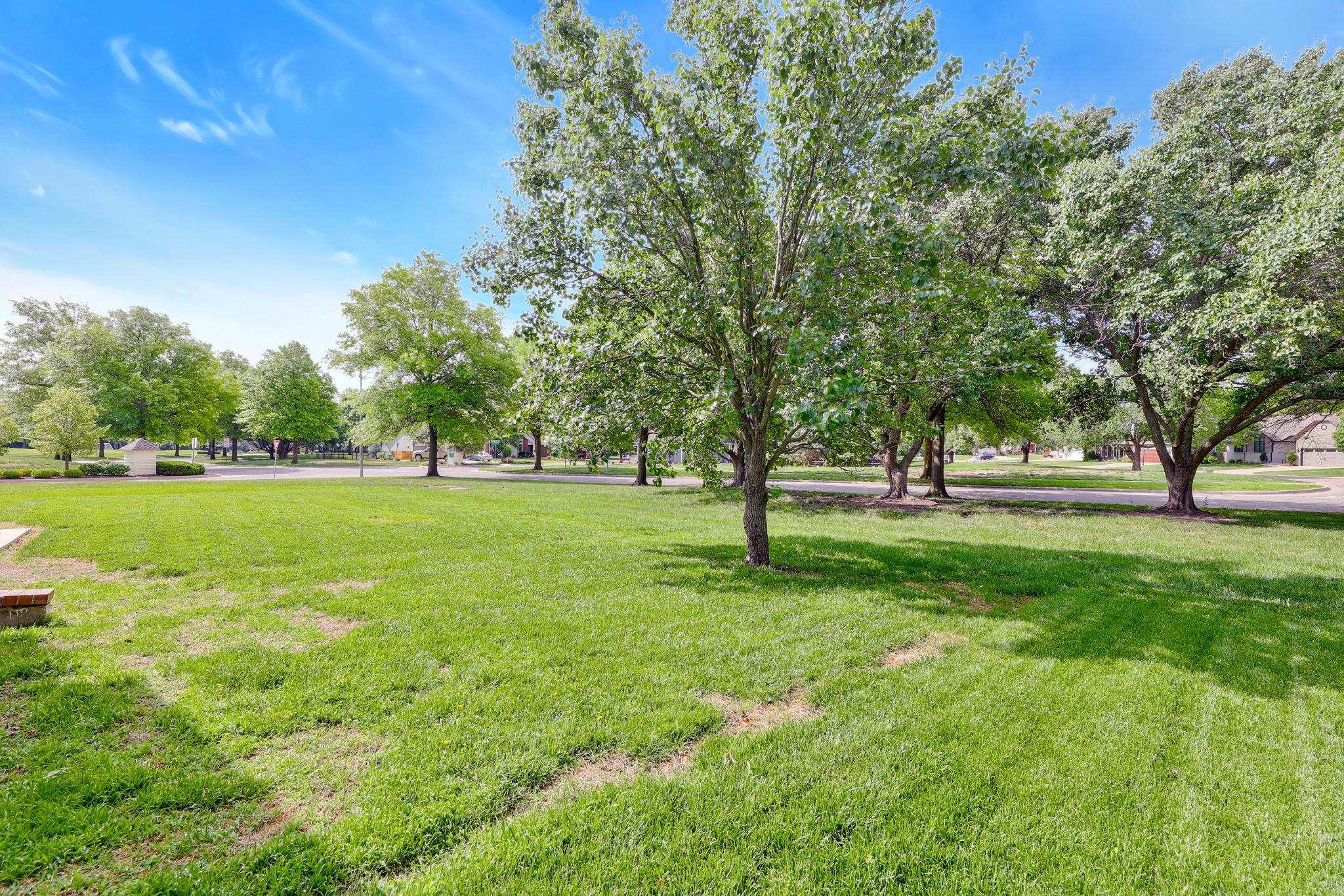 2501 N Fox Run Wichita KS 67226