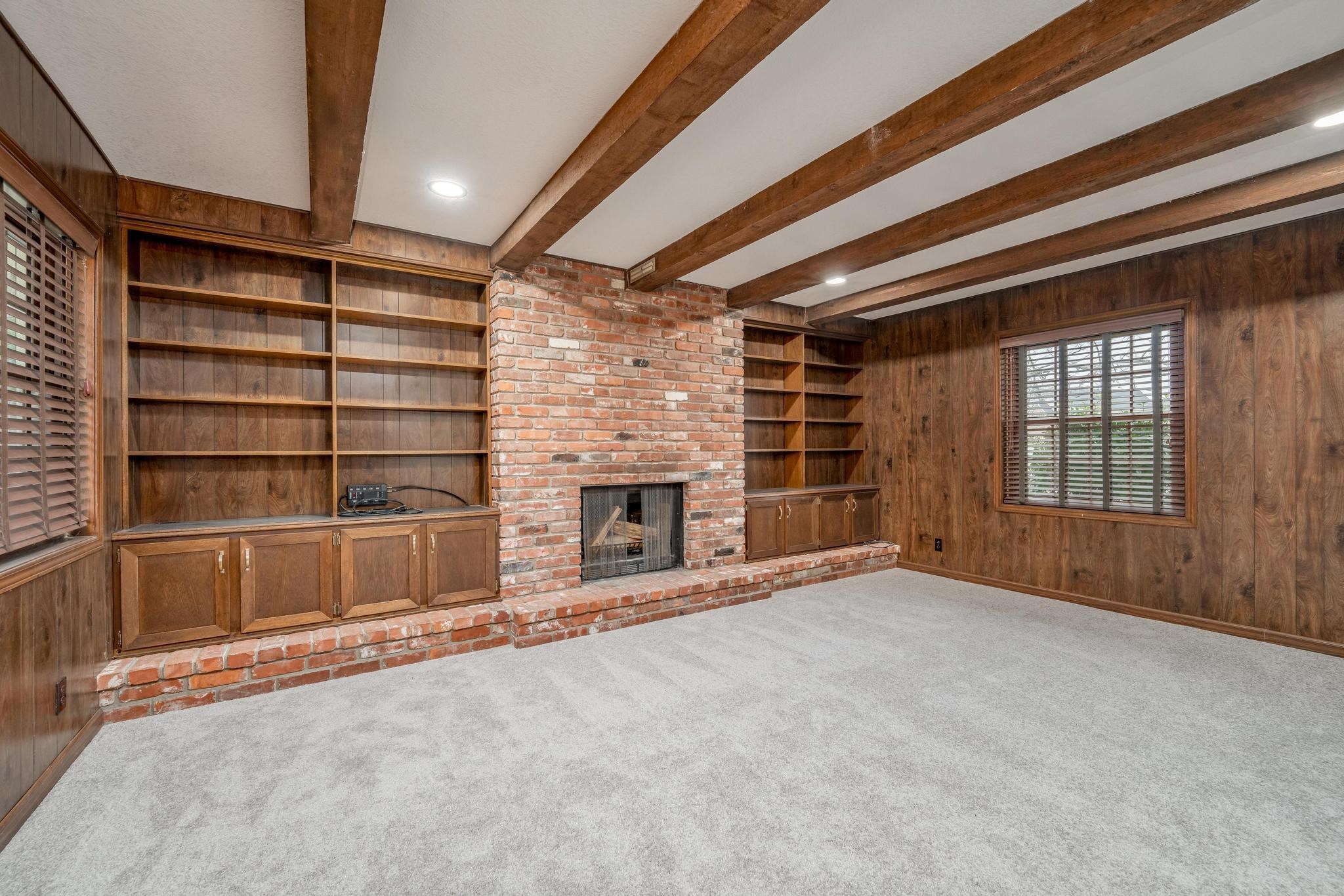 36 Melody Lane Wellington KS 67152