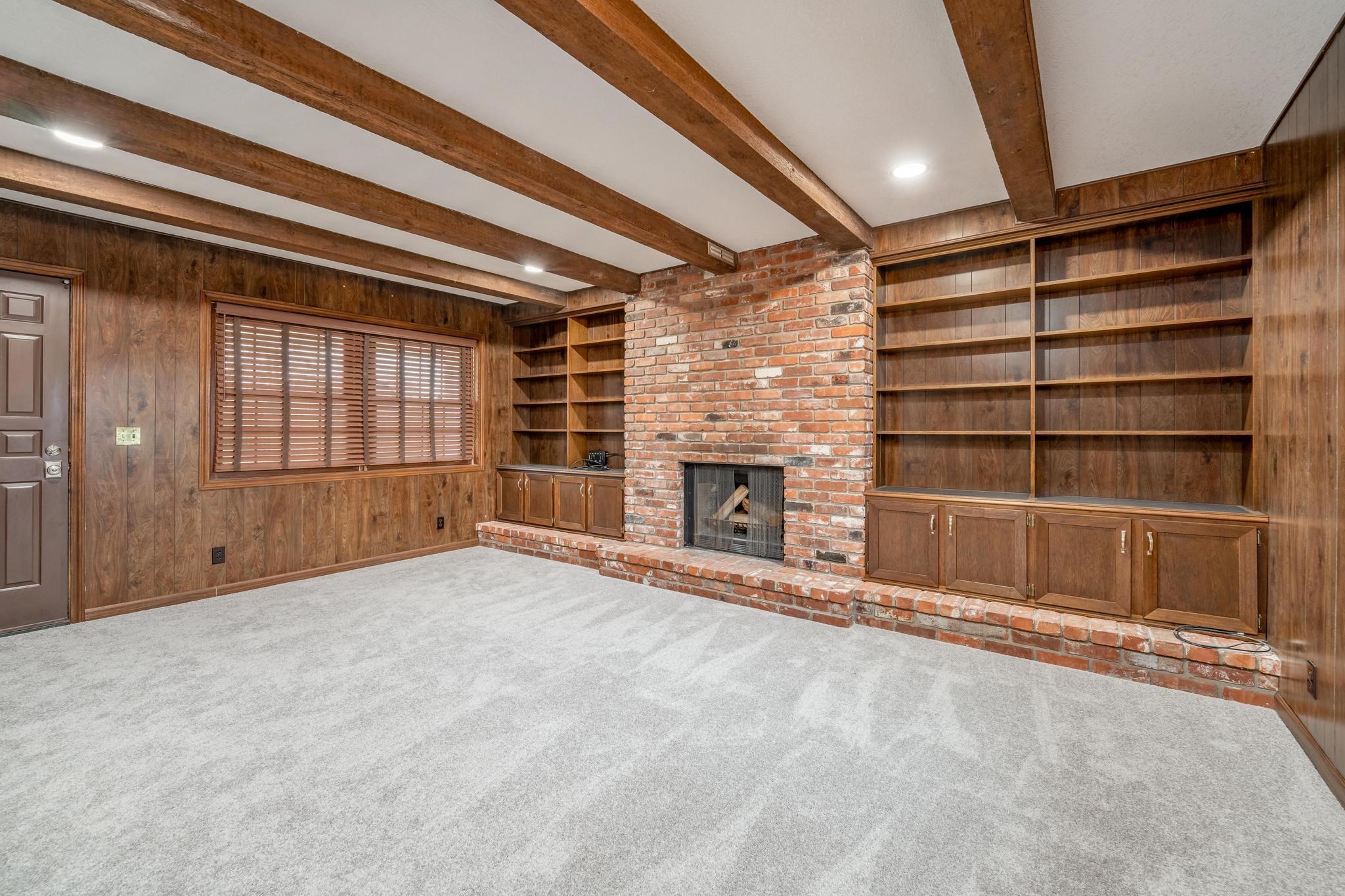 36 Melody Lane Wellington KS 67152