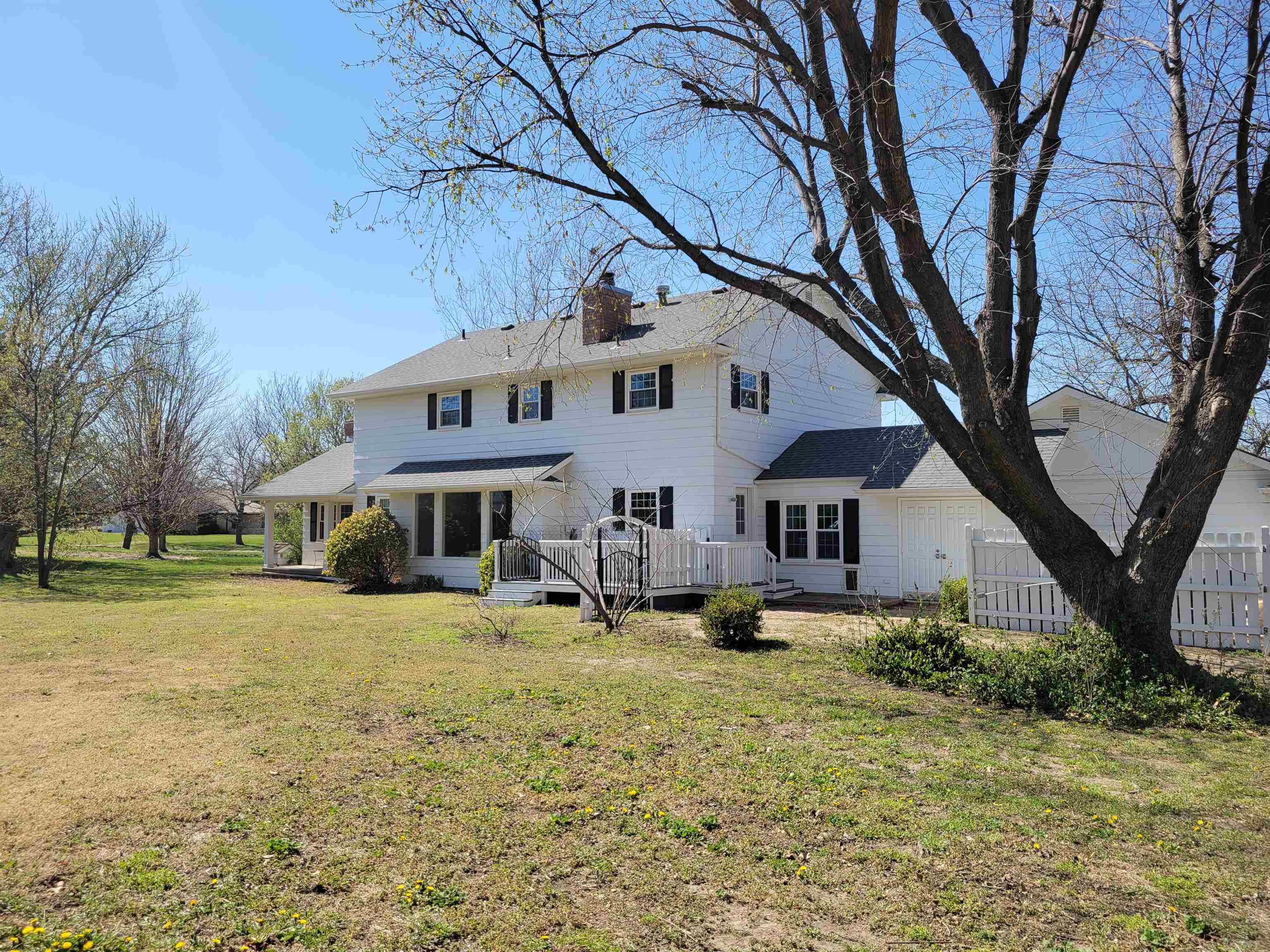 36 Melody Lane Wellington KS 67152