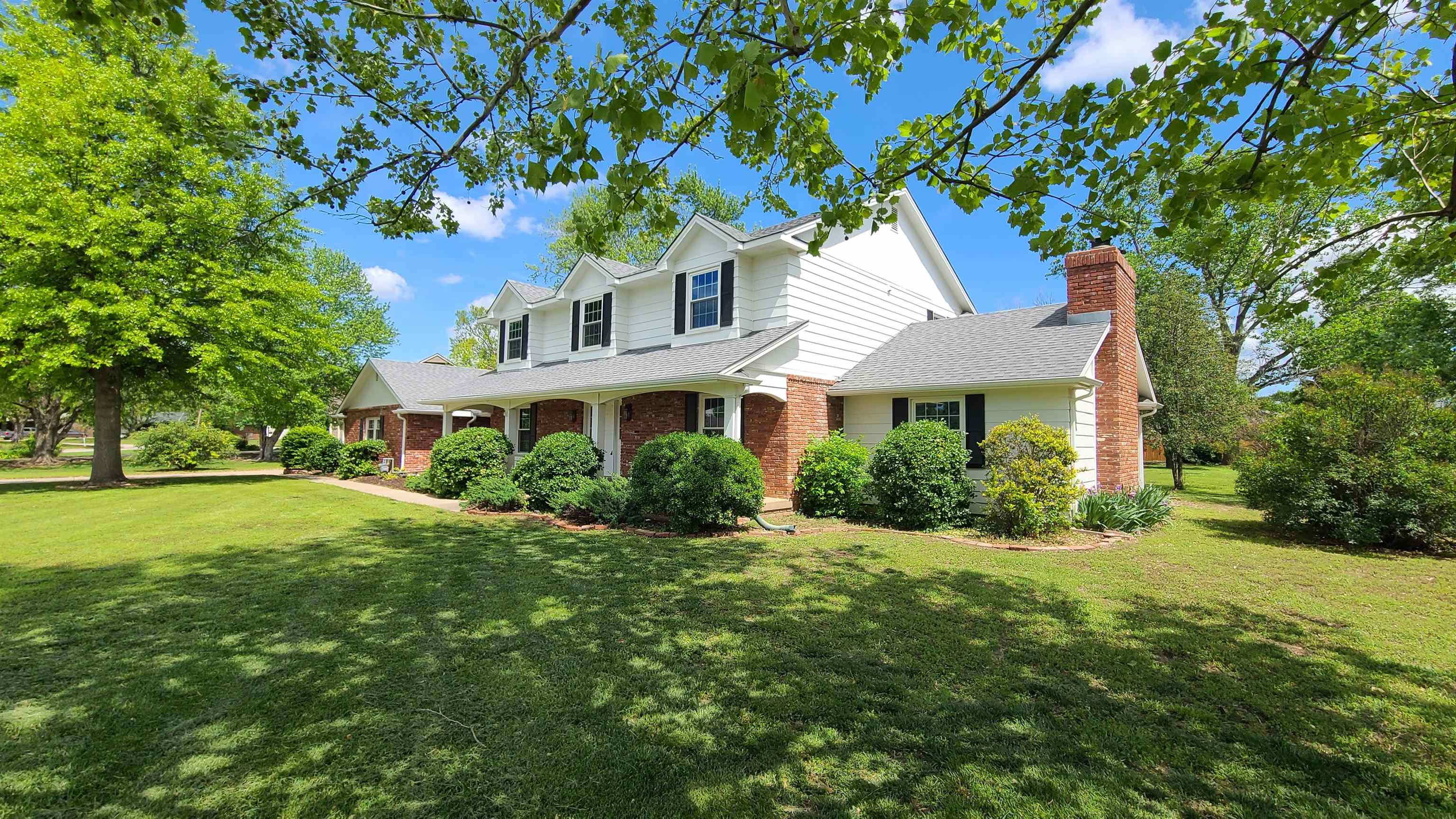 36 Melody Lane Wellington KS 67152