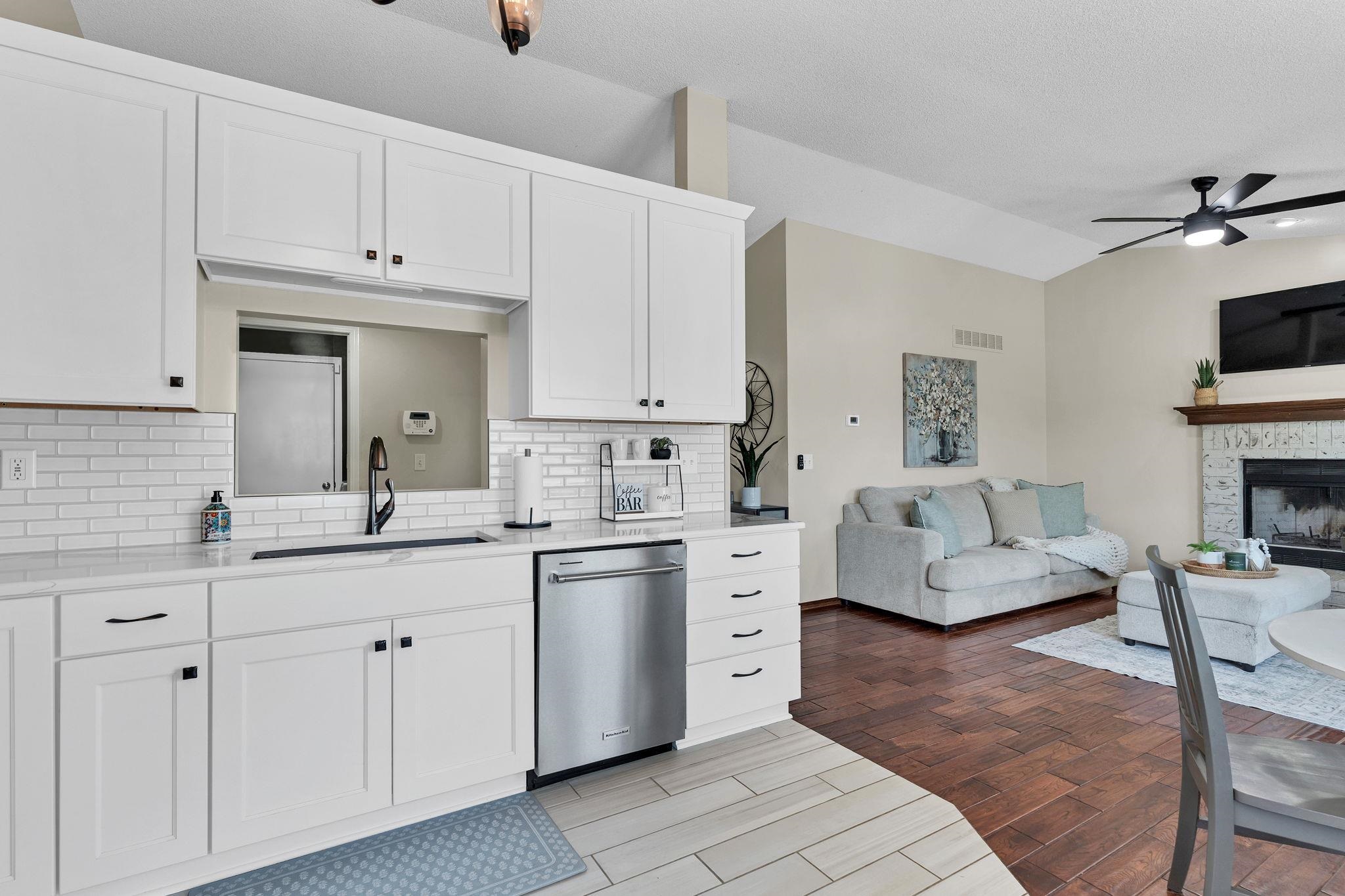 1910 N Nickelton Court Wichita KS 67235