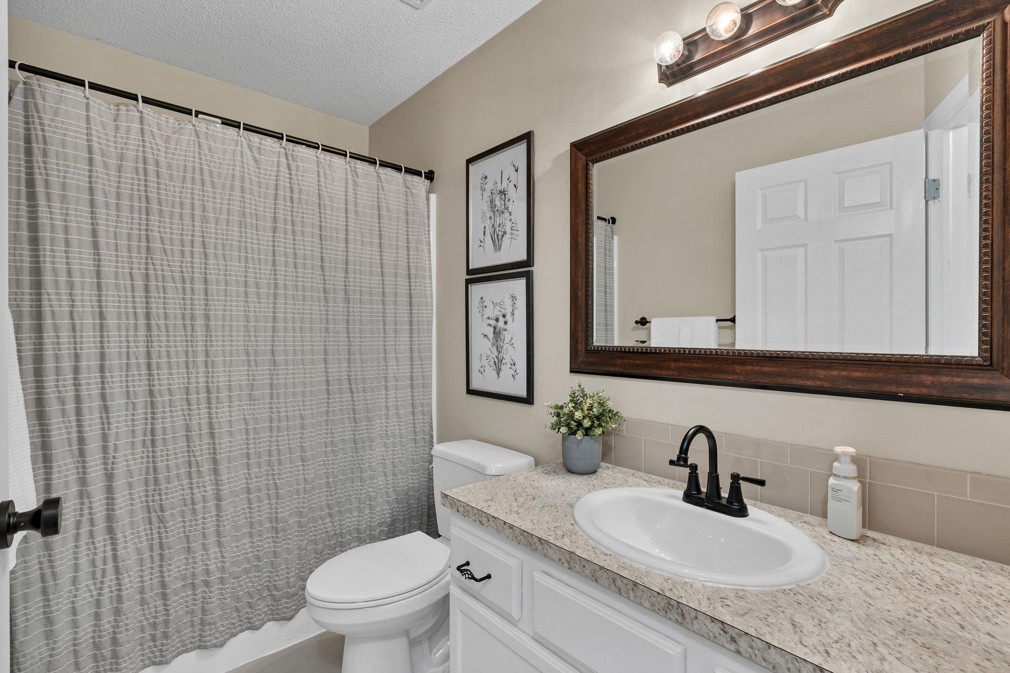 1910 N Nickelton Court Wichita KS 67235