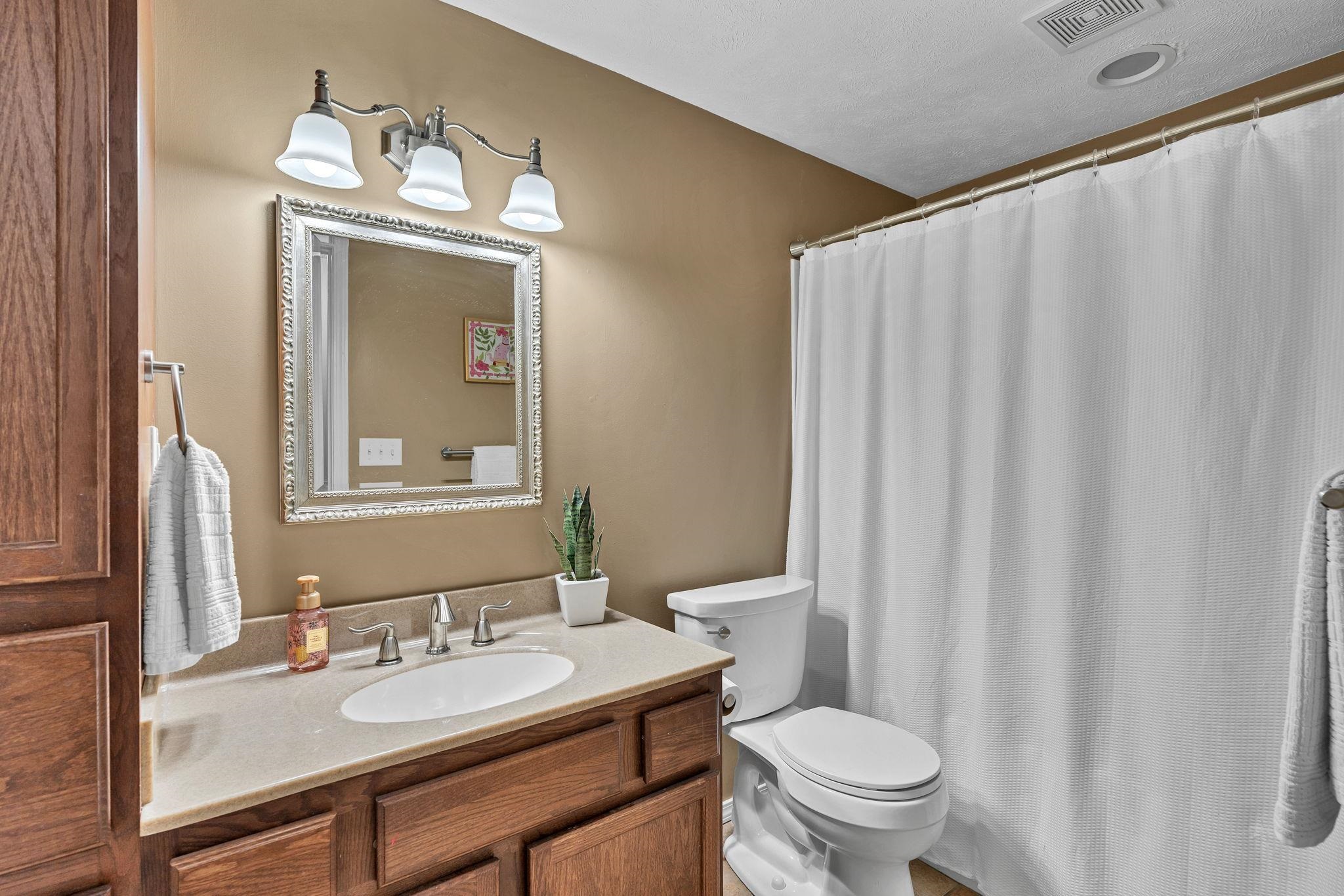 1910 N Nickelton Court Wichita KS 67235