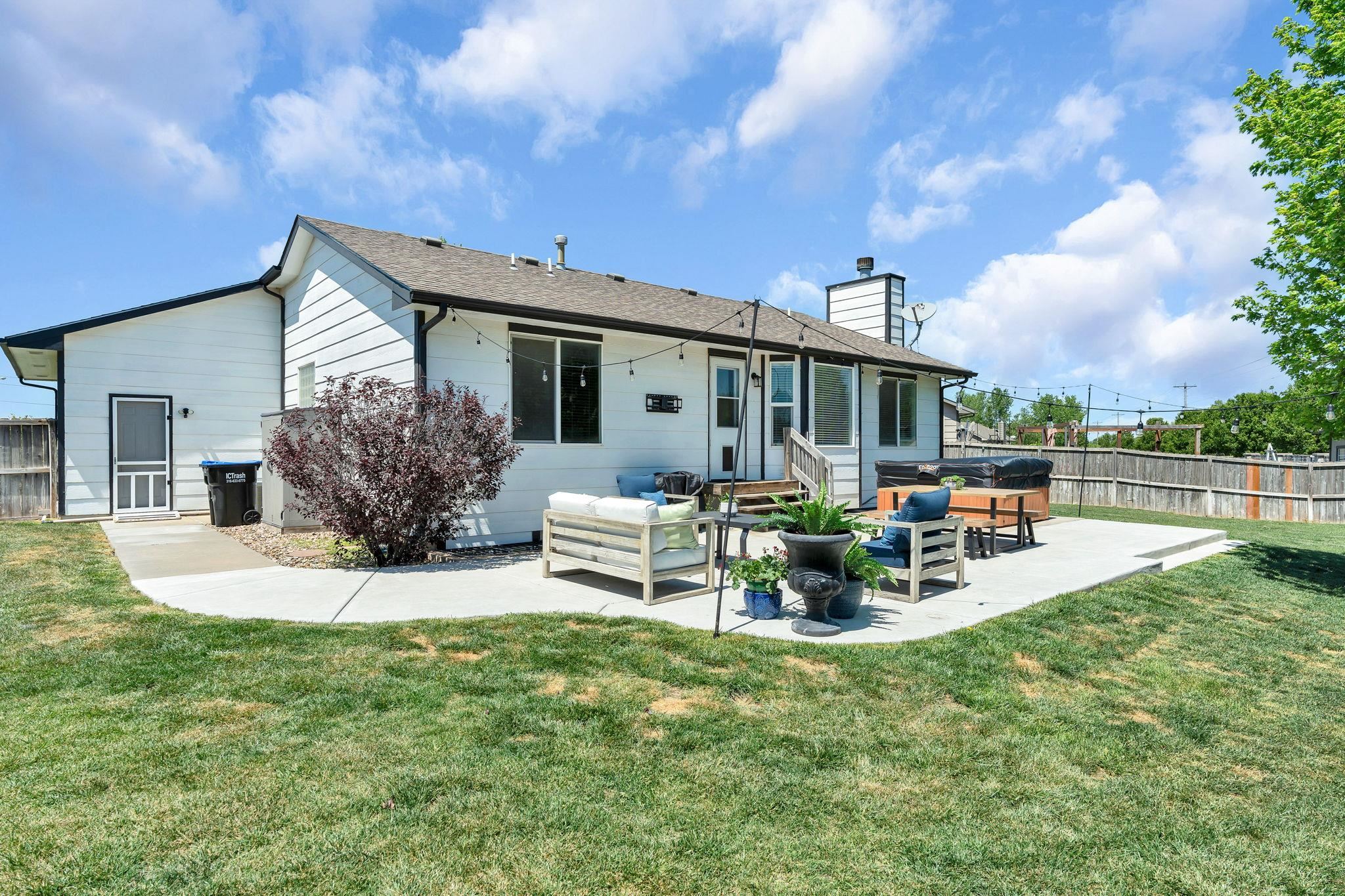 1910 N Nickelton Court Wichita KS 67235