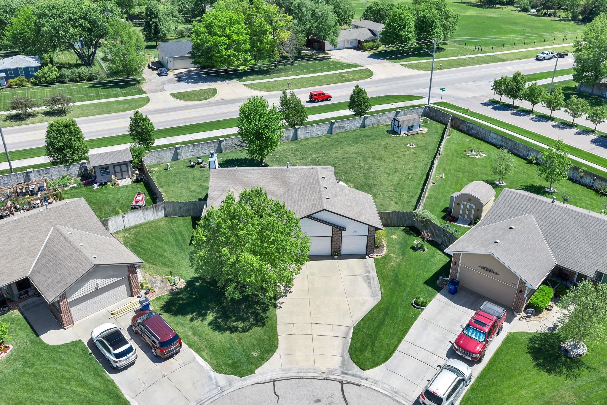 1910 N Nickelton Court Wichita KS 67235