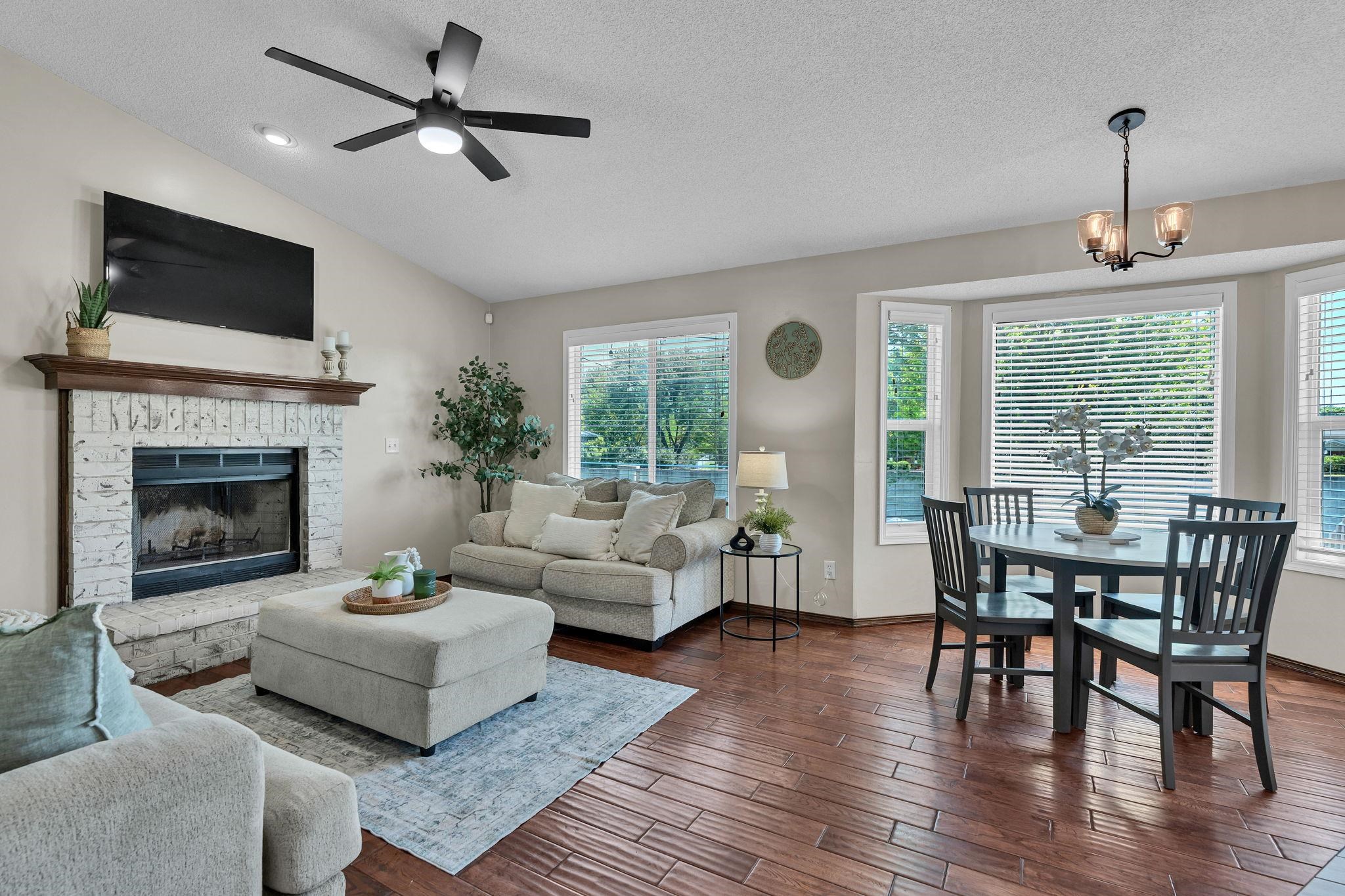 1910 N Nickelton Court Wichita KS 67235